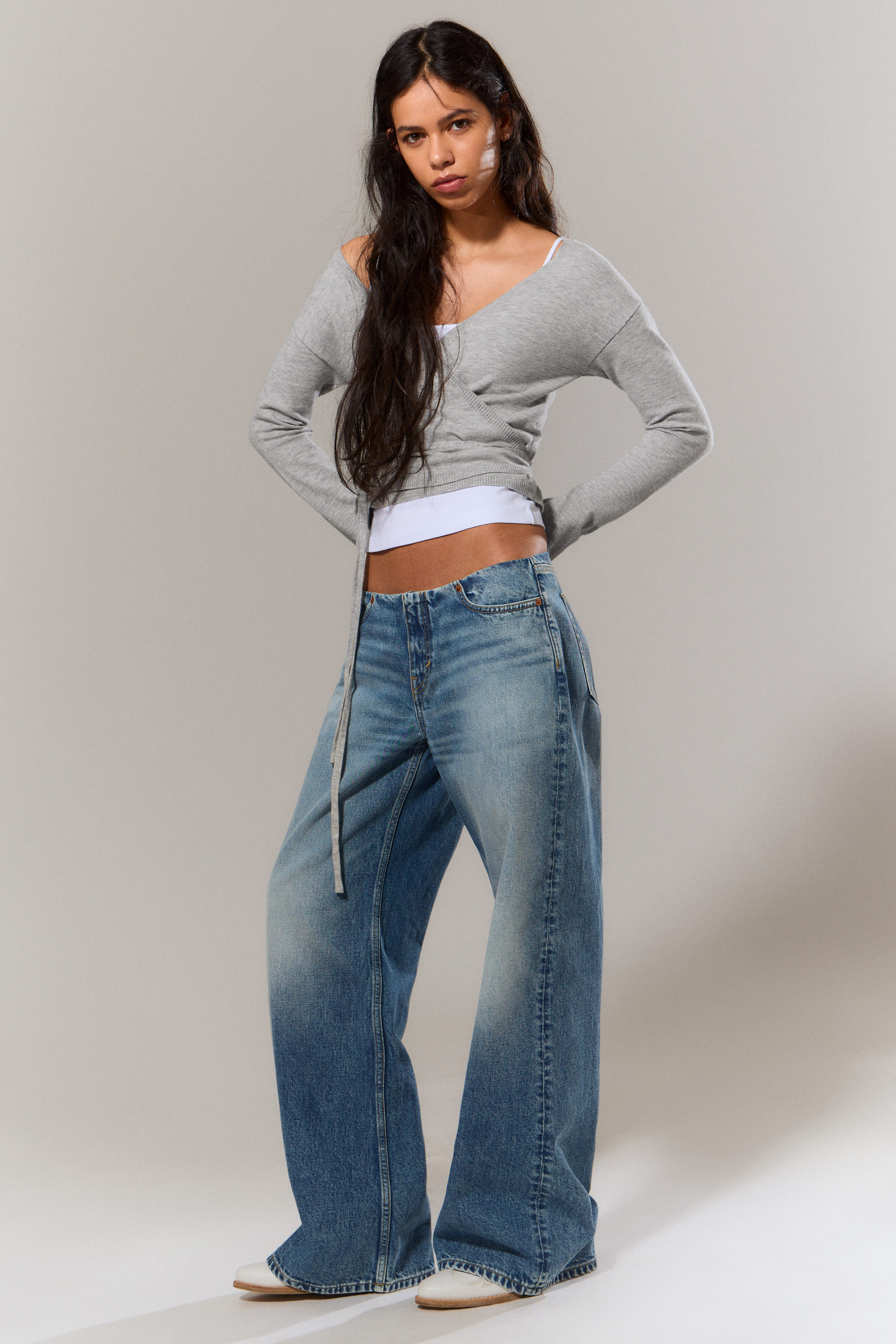 PAZ LOW RISE NO-WAISTBAND WIDE JEANS