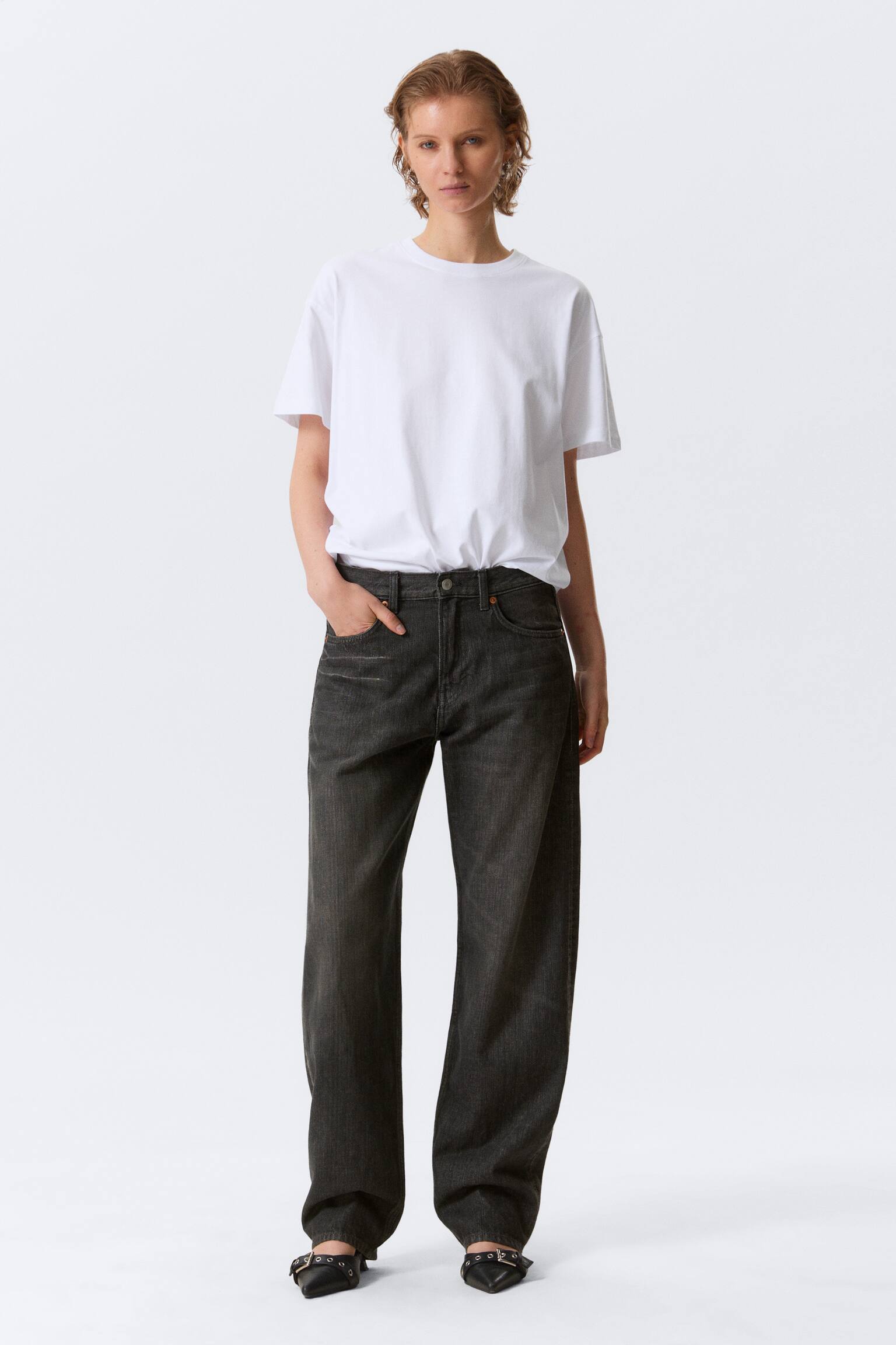 Nebula Mid-Rise Loose Barrel Leg Unisex Jeans - Chelsea Black - Svart/Blue Rinse – mørkeblå - 9