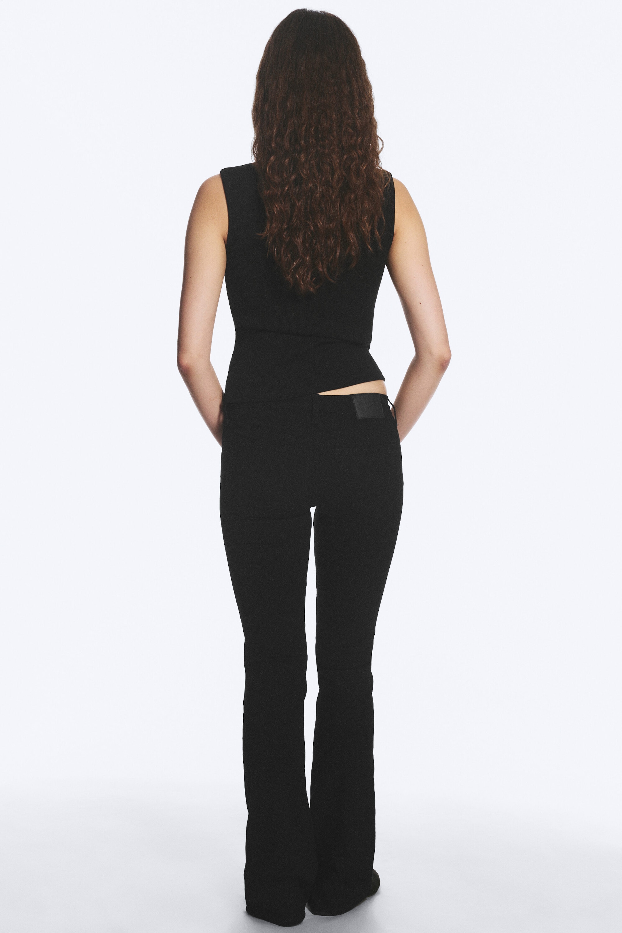 Black Rinse – svart - Luna smal jeans med lavt liv og bootcut - 4