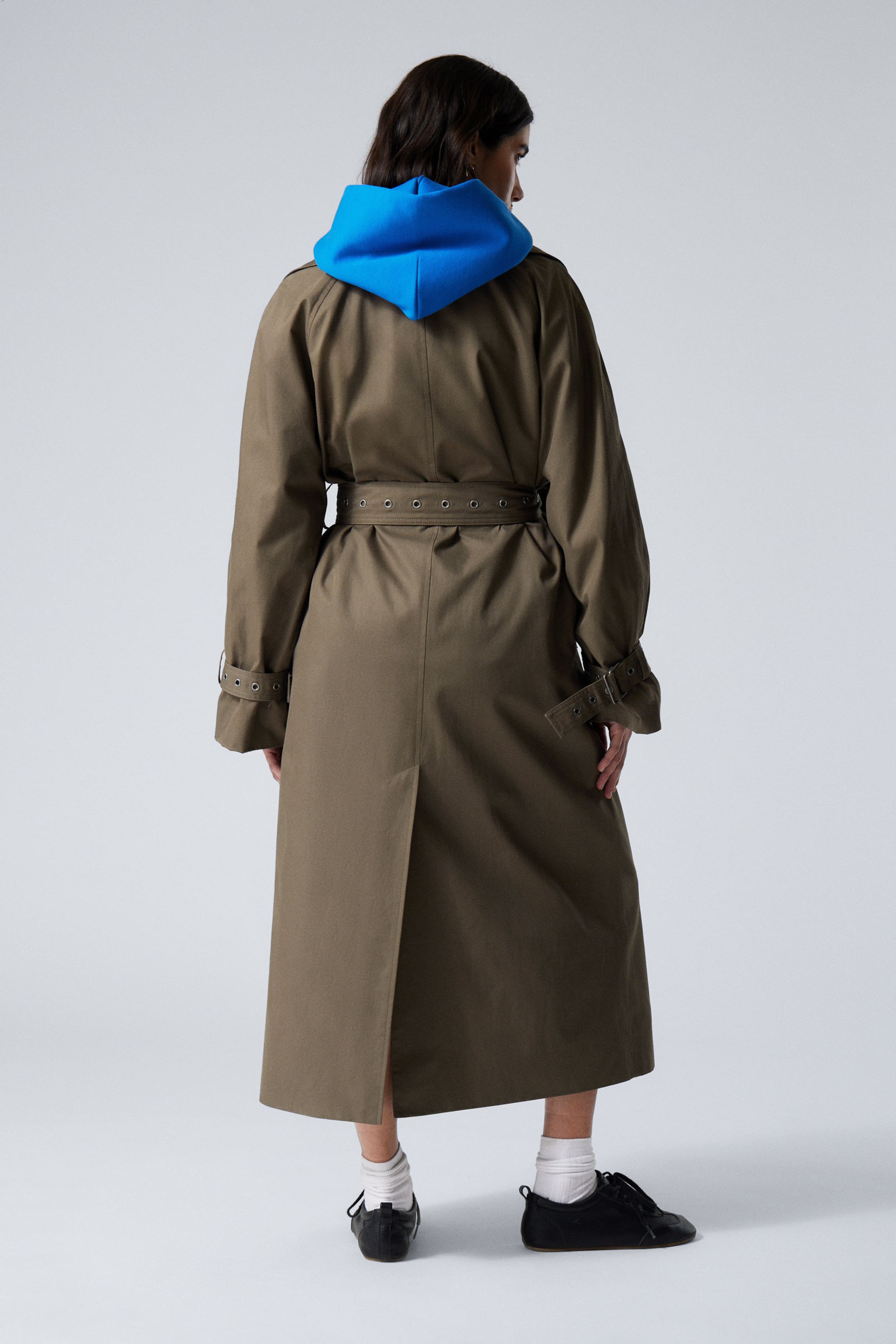 Dunkles Graubraun - Doppelreihiger Trenchcoat in Oversized-Fit - 4