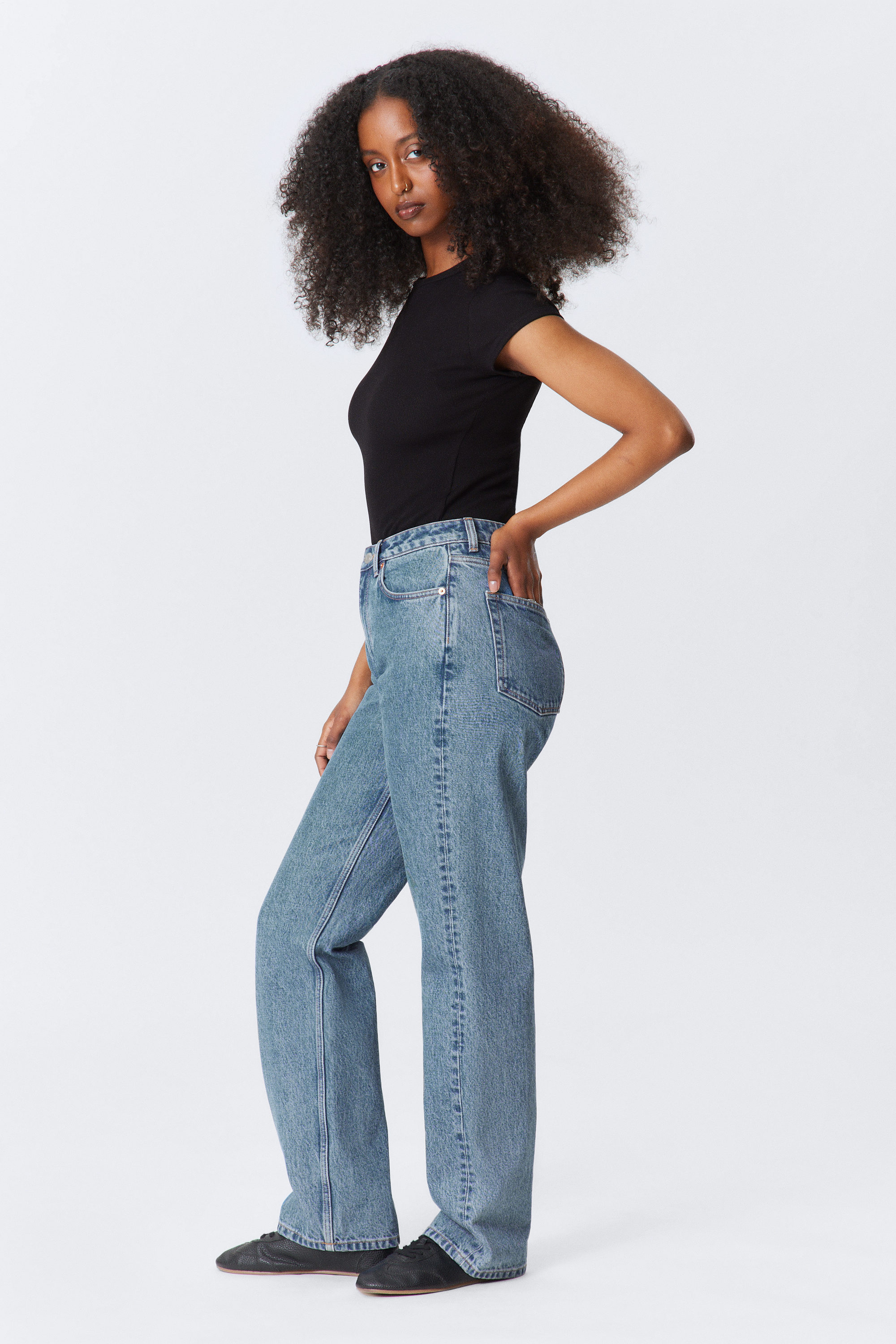 90s Blue - Medium Blue - Resolute Curve High Waisted Regular Straight Jeans - 2