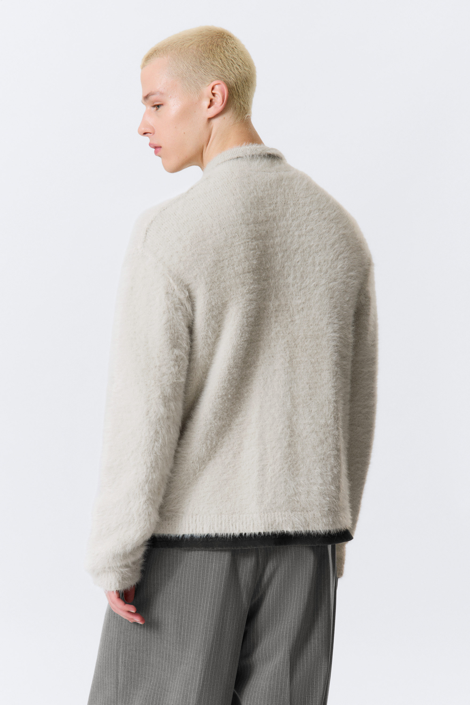 Smutsig Vit - Hårig stickad cardigan med dragkedja - 5