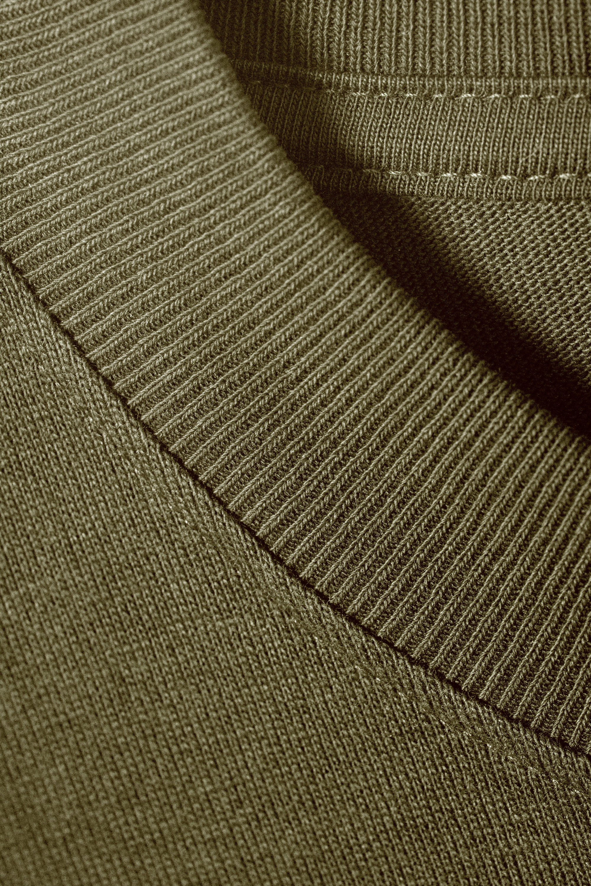 Mörkgrön - Kortärmad t-shirt med avslappnad passform i bomull - 4