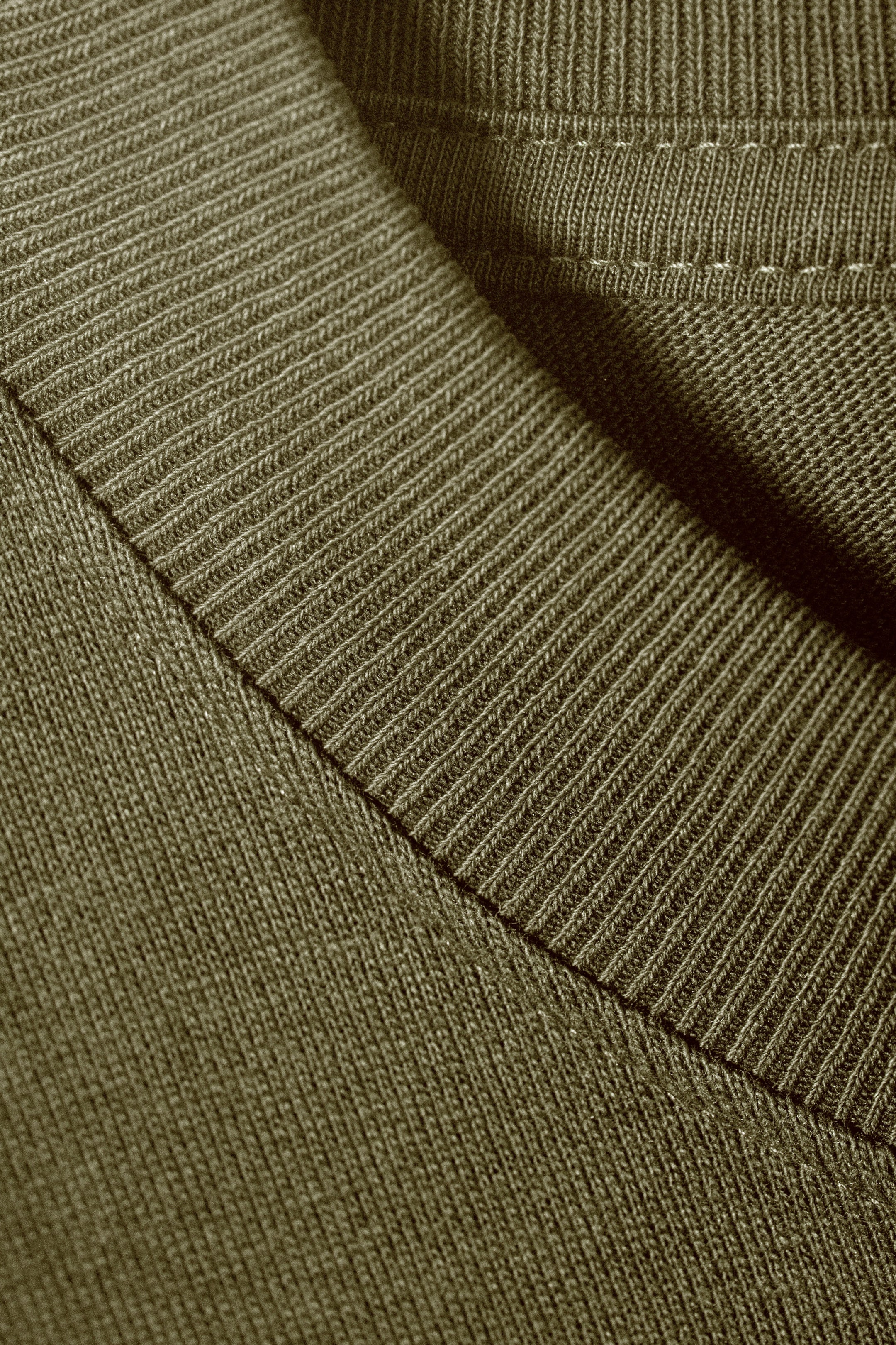 Dunkelgrün - Locker geschnittenes T-Shirt - 4