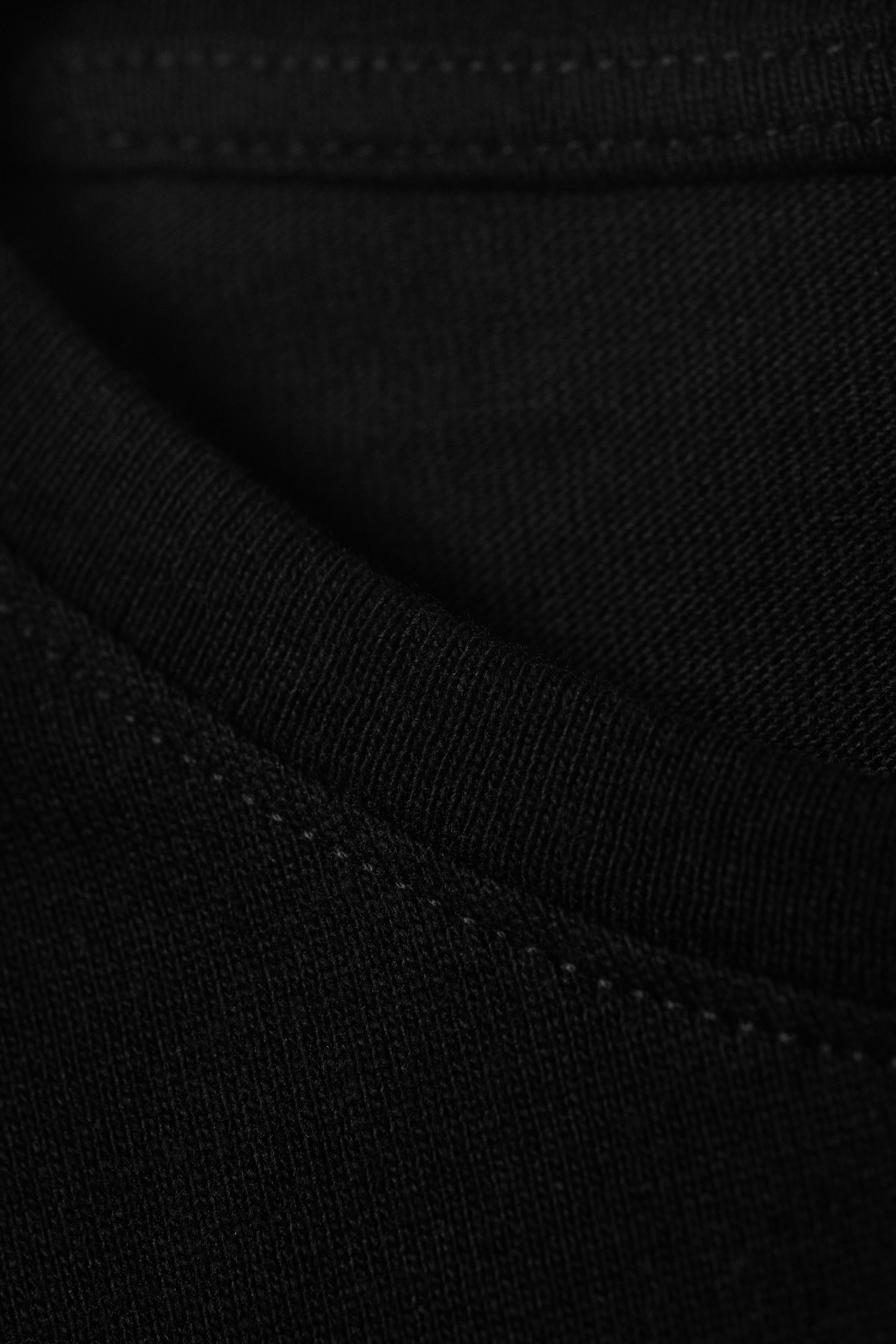 Black - Slim Long-Sleeved Cotton Top - 4