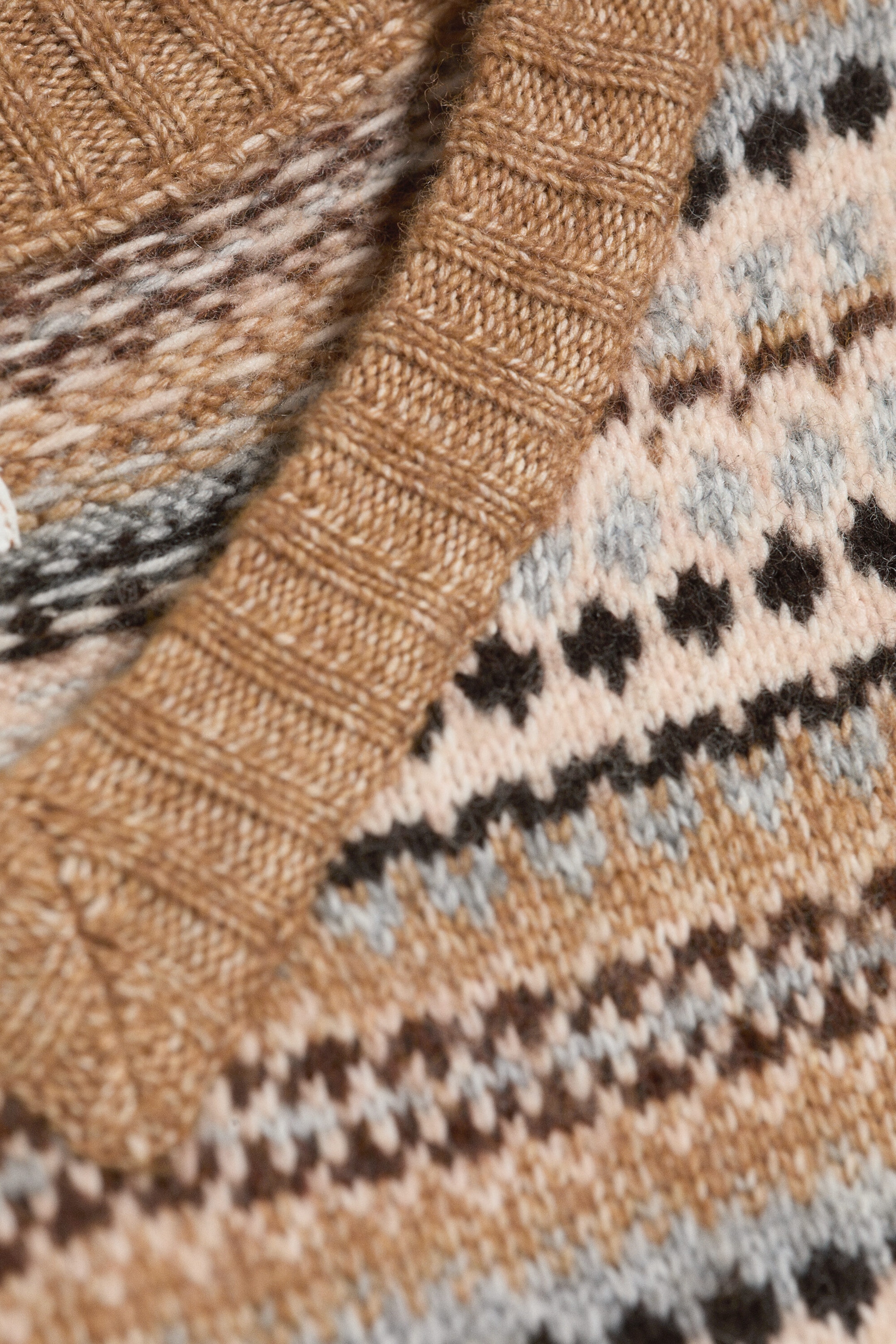 Dusty Orange Jacquard - Jacquard V-neck sweater - 5
