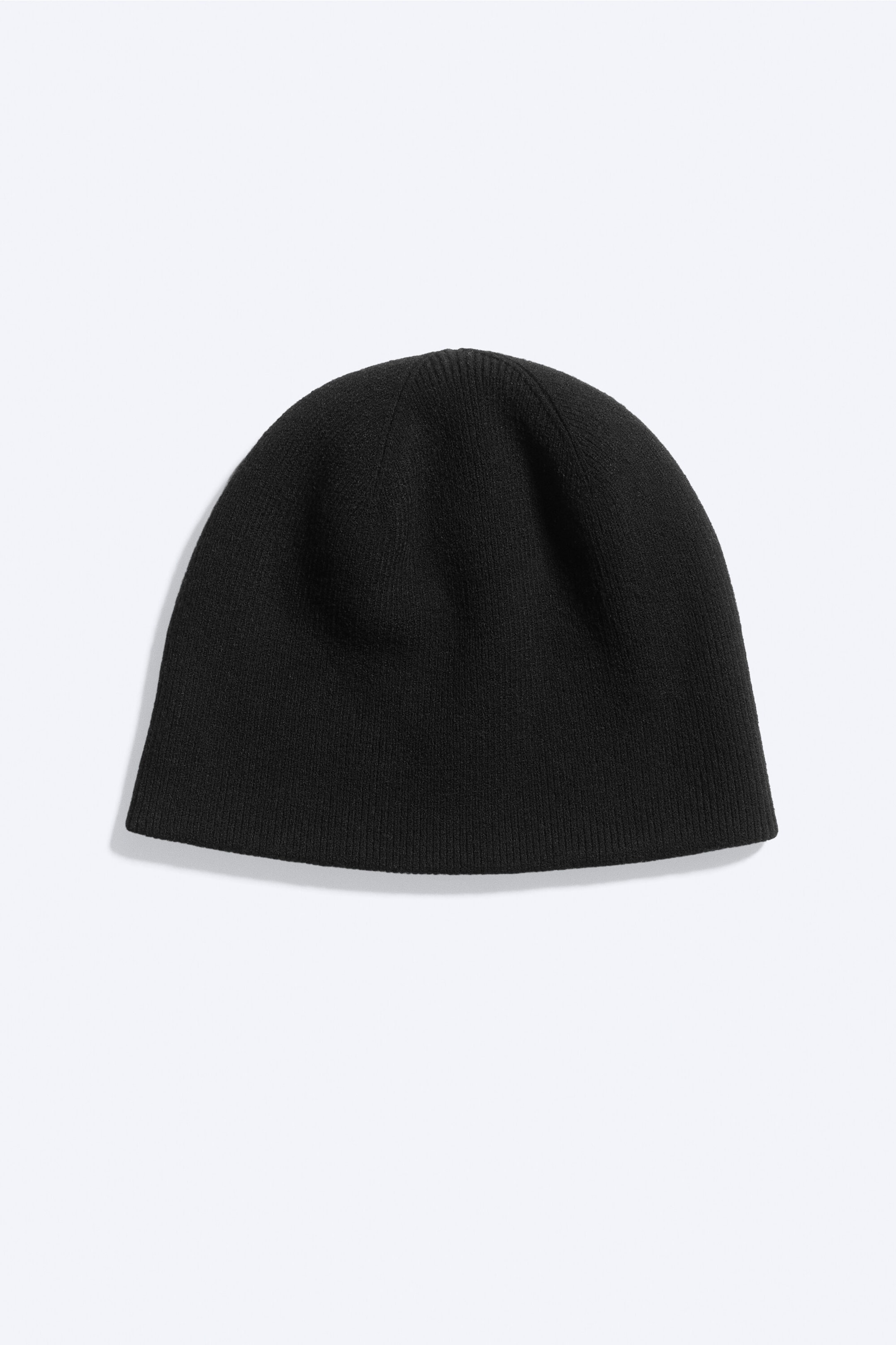 Black - Ribbed Beanie - 2