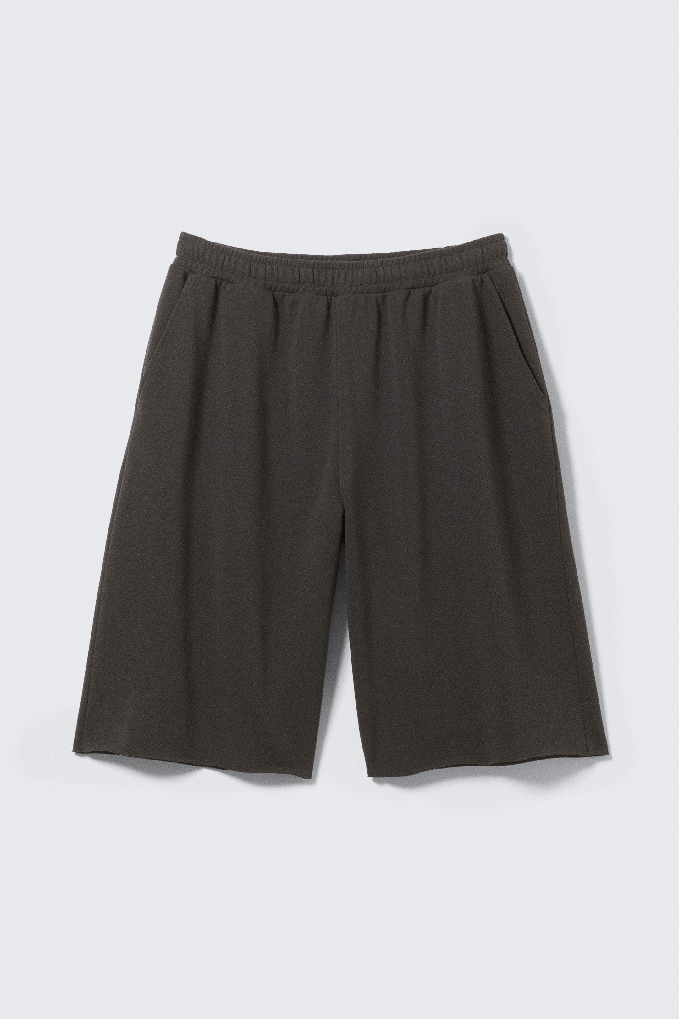 Dunkelgrau - Knielange Oversized-Frotteeshorts - 1