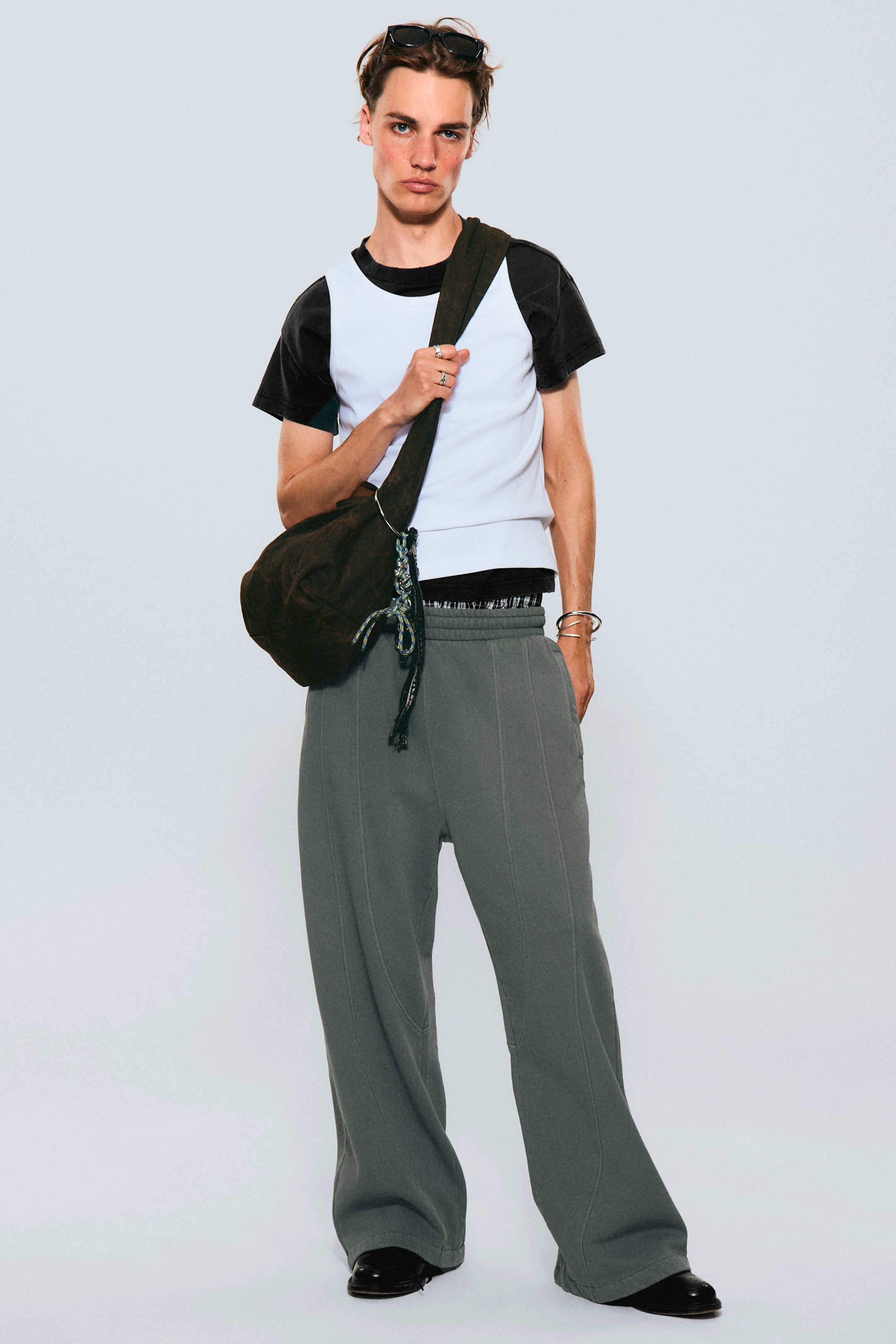 Grotere afbeelding bekijken: Loose Fit Blocked Sweatpants - Grijs - HEREN | H&M NL 3