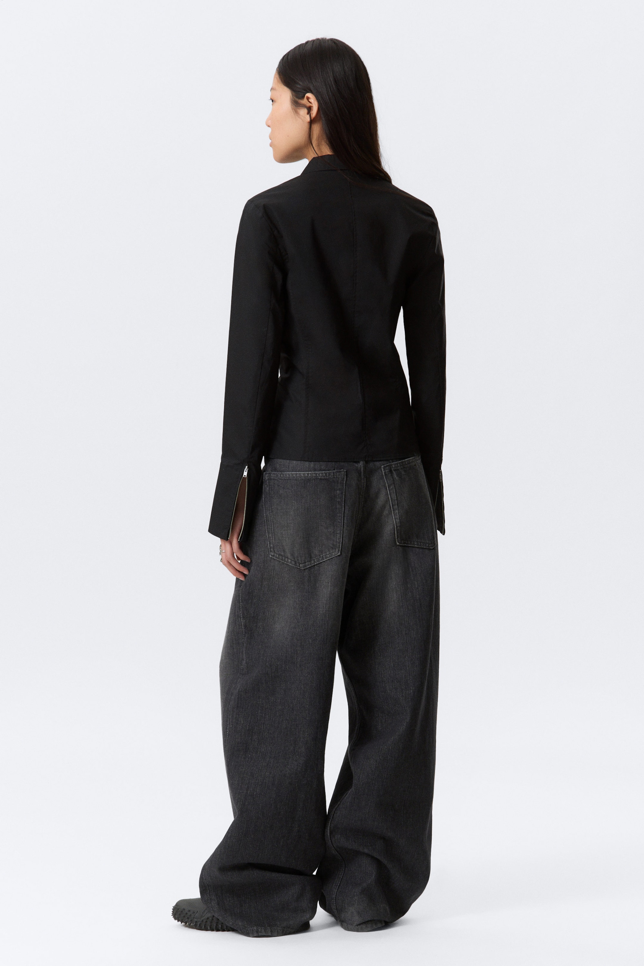 Black - Long-Sleeved Fitted Zip Shirt - 2