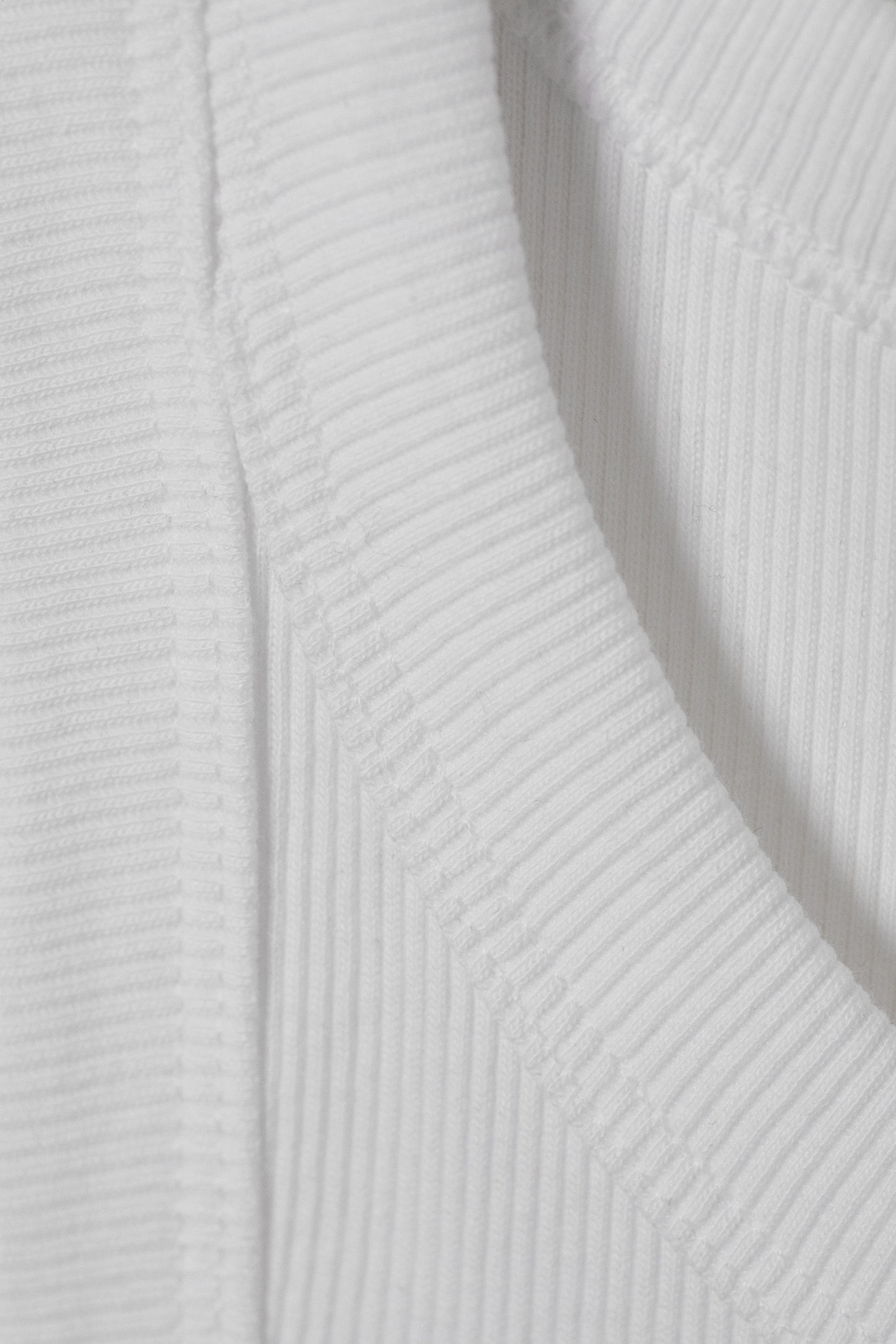 Weiß - Tailliertes geripptes Tanktop - 4