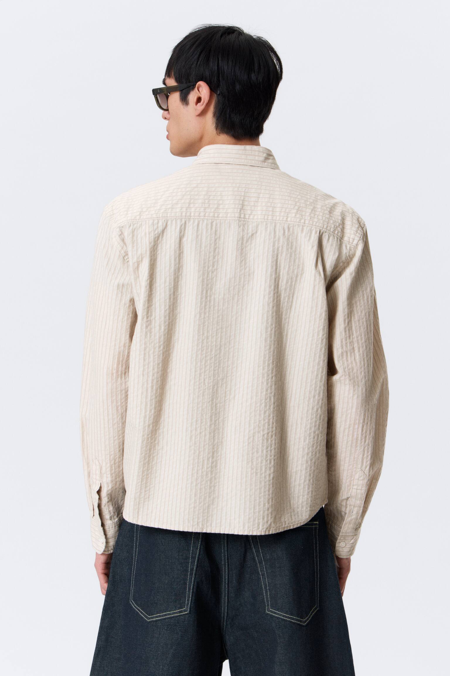 Релаксирана риза с копчета на райета - Райе бежово/Раиран кафяв цвят - 5