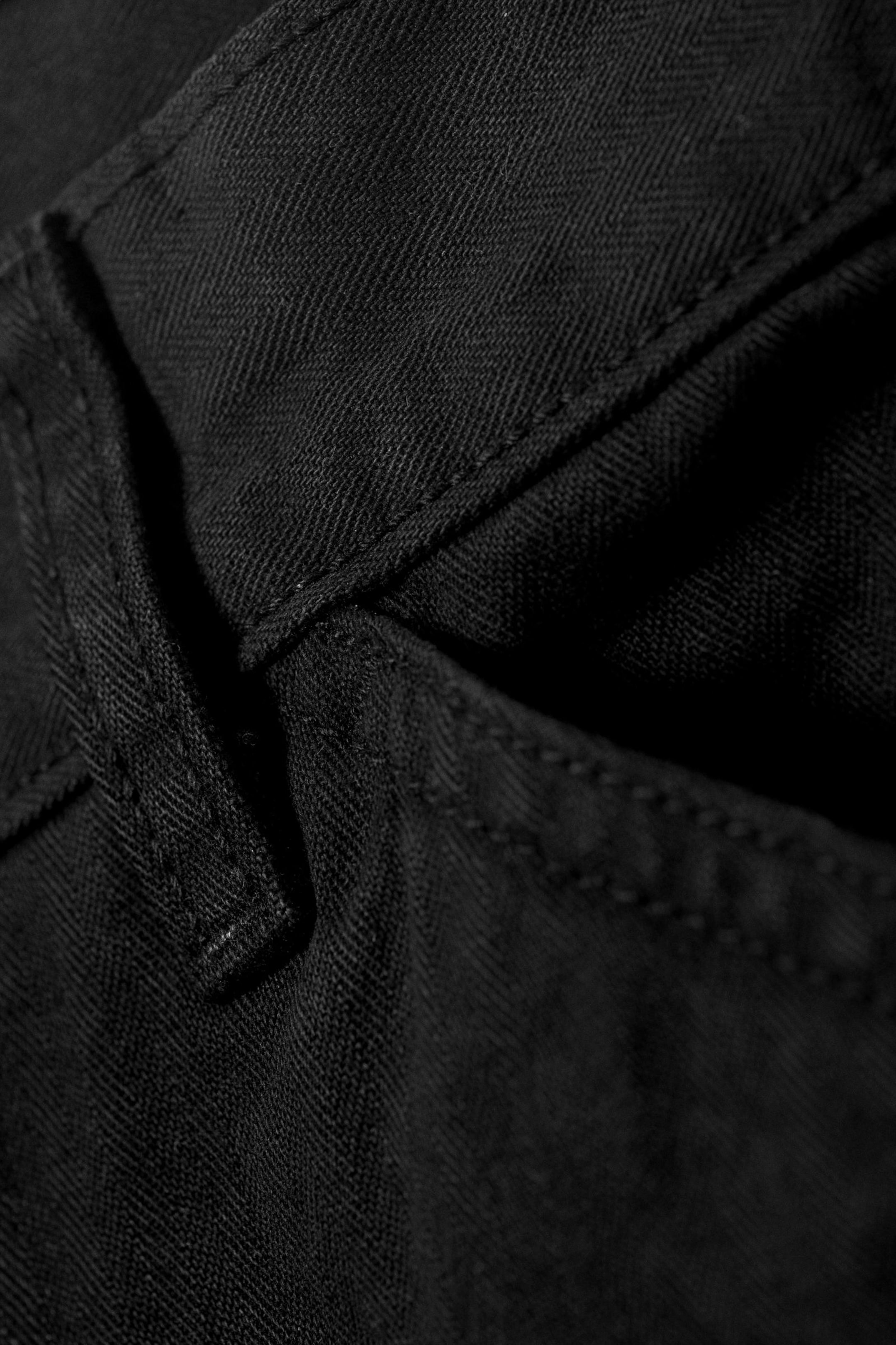 Black - Loose Workwear Twill Shorts - 4