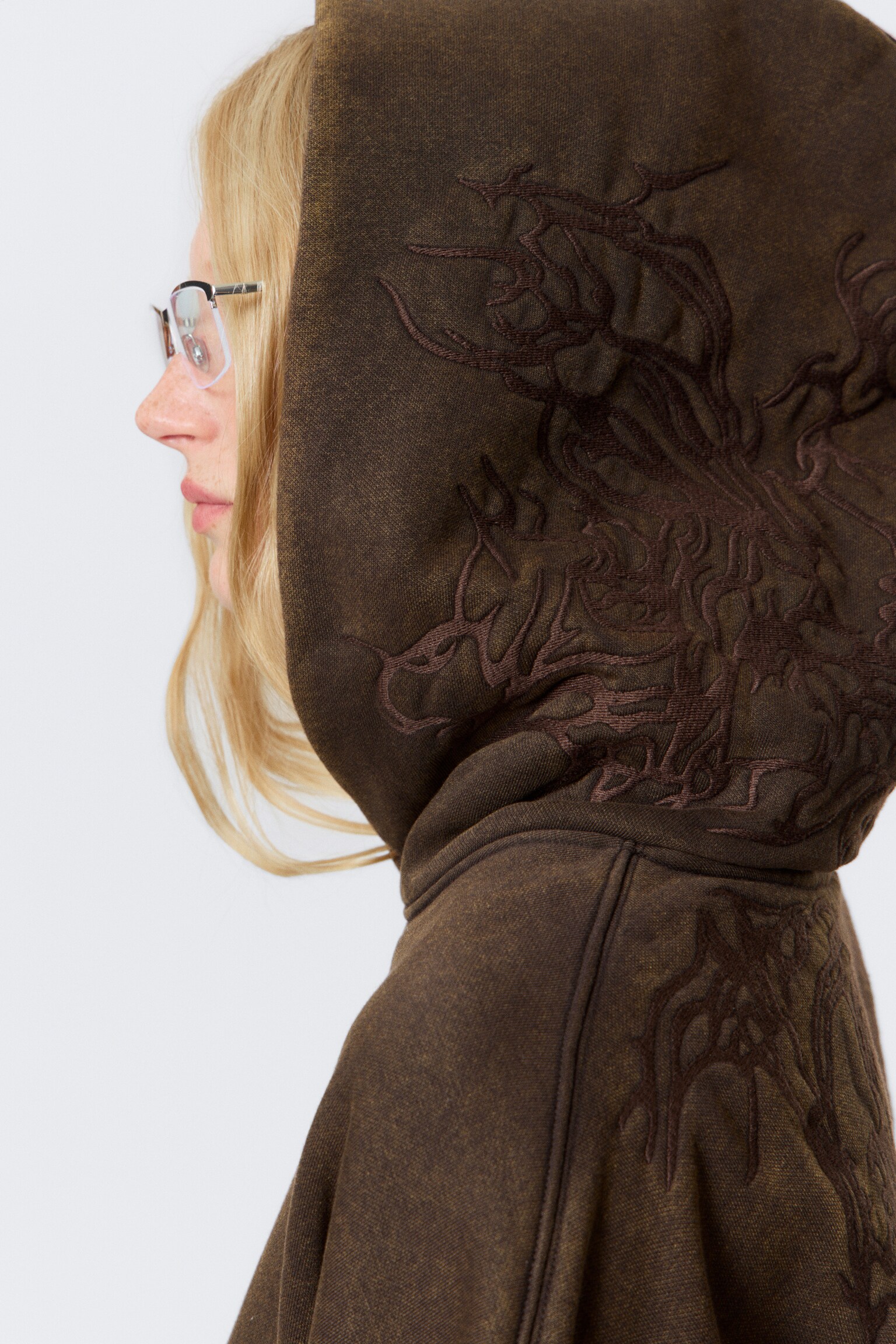 Broderad oversized tung hoodie - Mörkbrun - 7