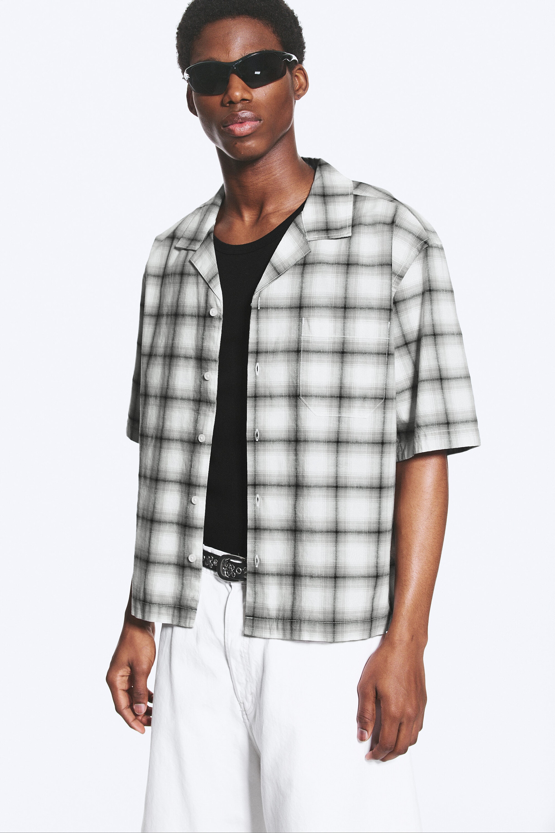Hvit og svart med ruter - Cotton Short-sleeved buttoned shirt - 1