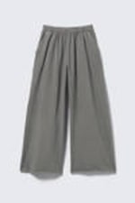 Washed Dark Grey - Low Rise Wide Leg Baggy Sweatpants - 3