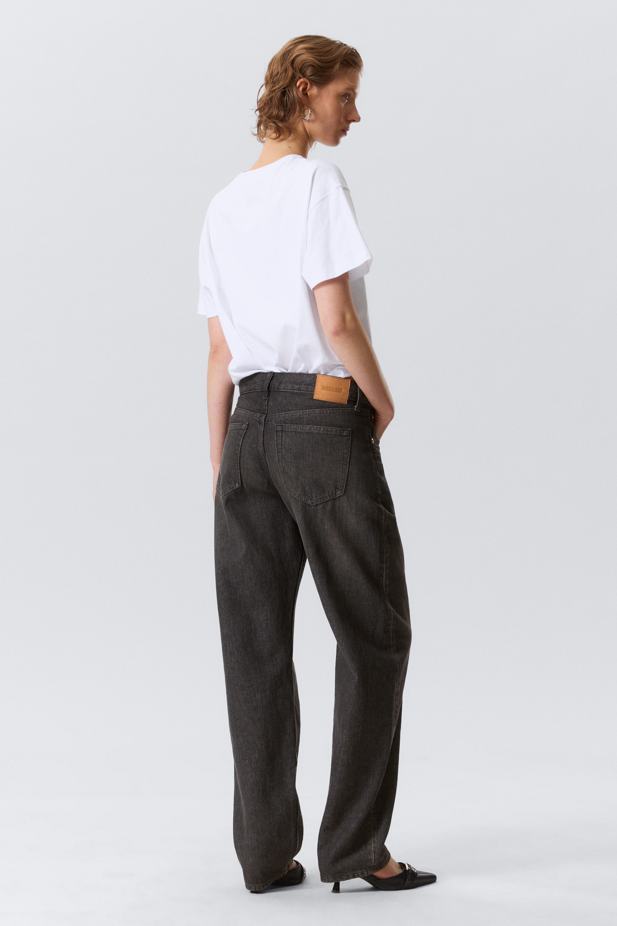 Chelsea Black - Black - Nebula Mid Rise Loose Barrel Leg Unisex Jeans - 6