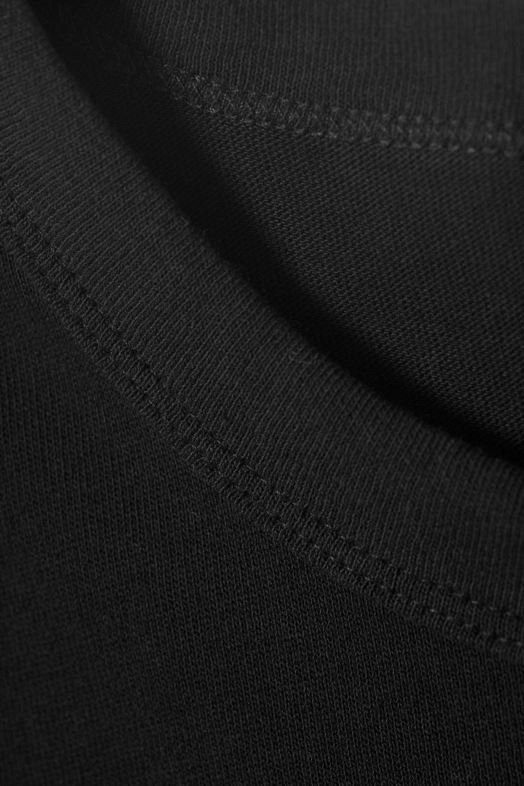 Schwarz - T-Shirt im Slim-Fit - 4