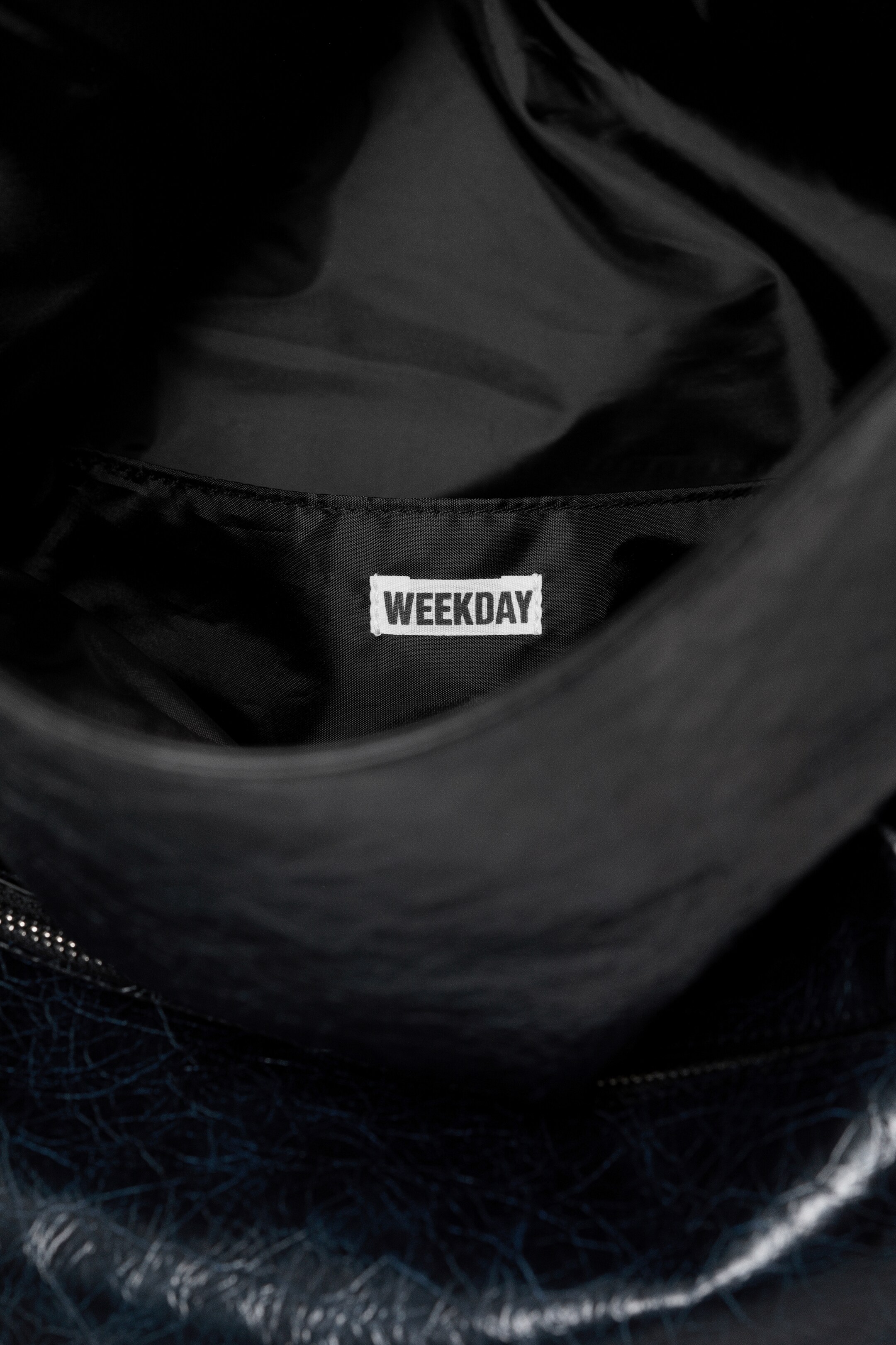 Ingrandisci l'immagine: Large Faux Leather Clutch Bag - Dark Navy Blue - DONNA | H&M CH 5