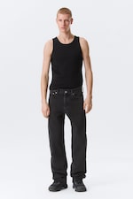 Tuned Black - Schwarz - Klean Mid Waist Regular Straight Leg Jeans - 0