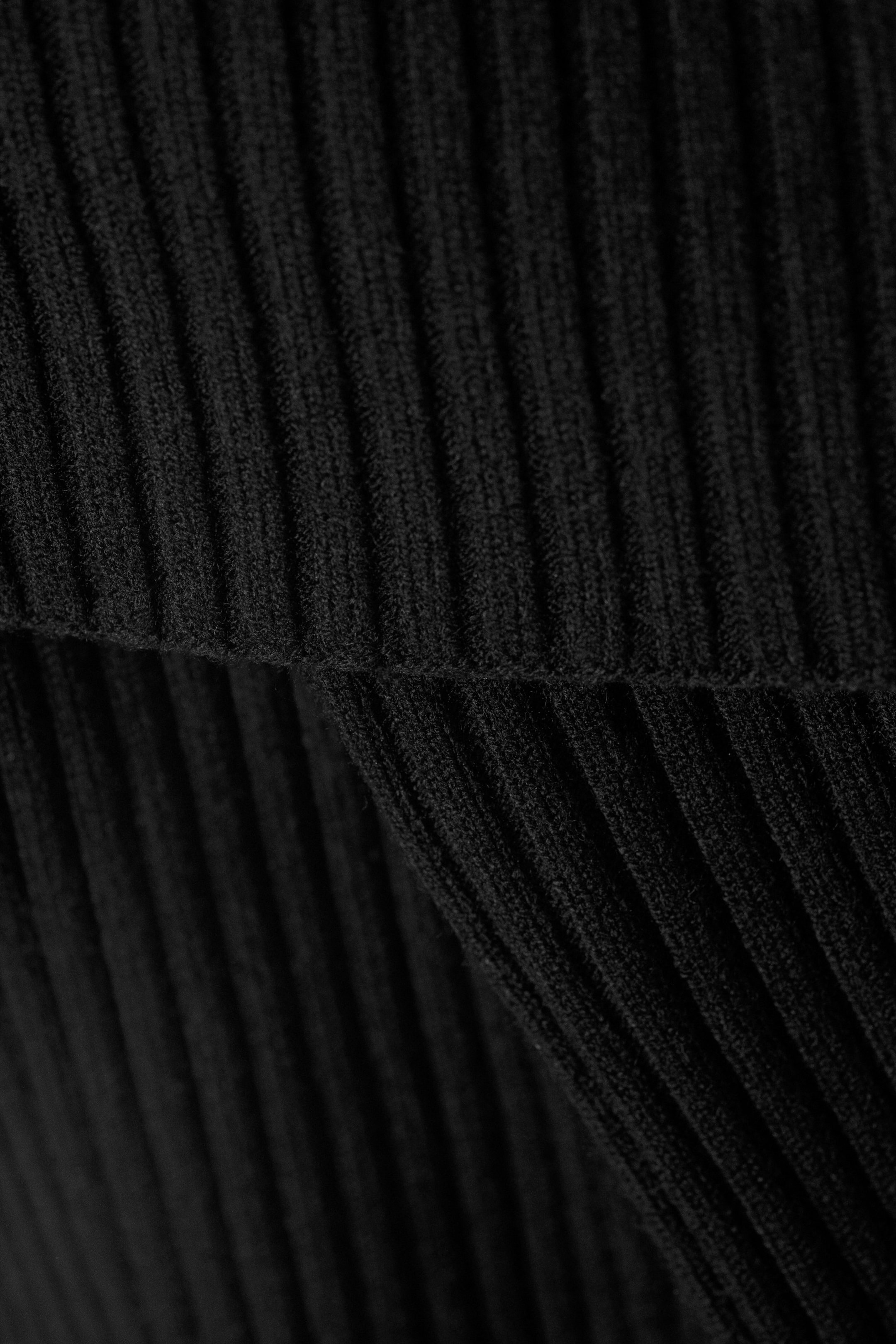 Black - Vanna Off Shoulder Zip Cardigan - 1