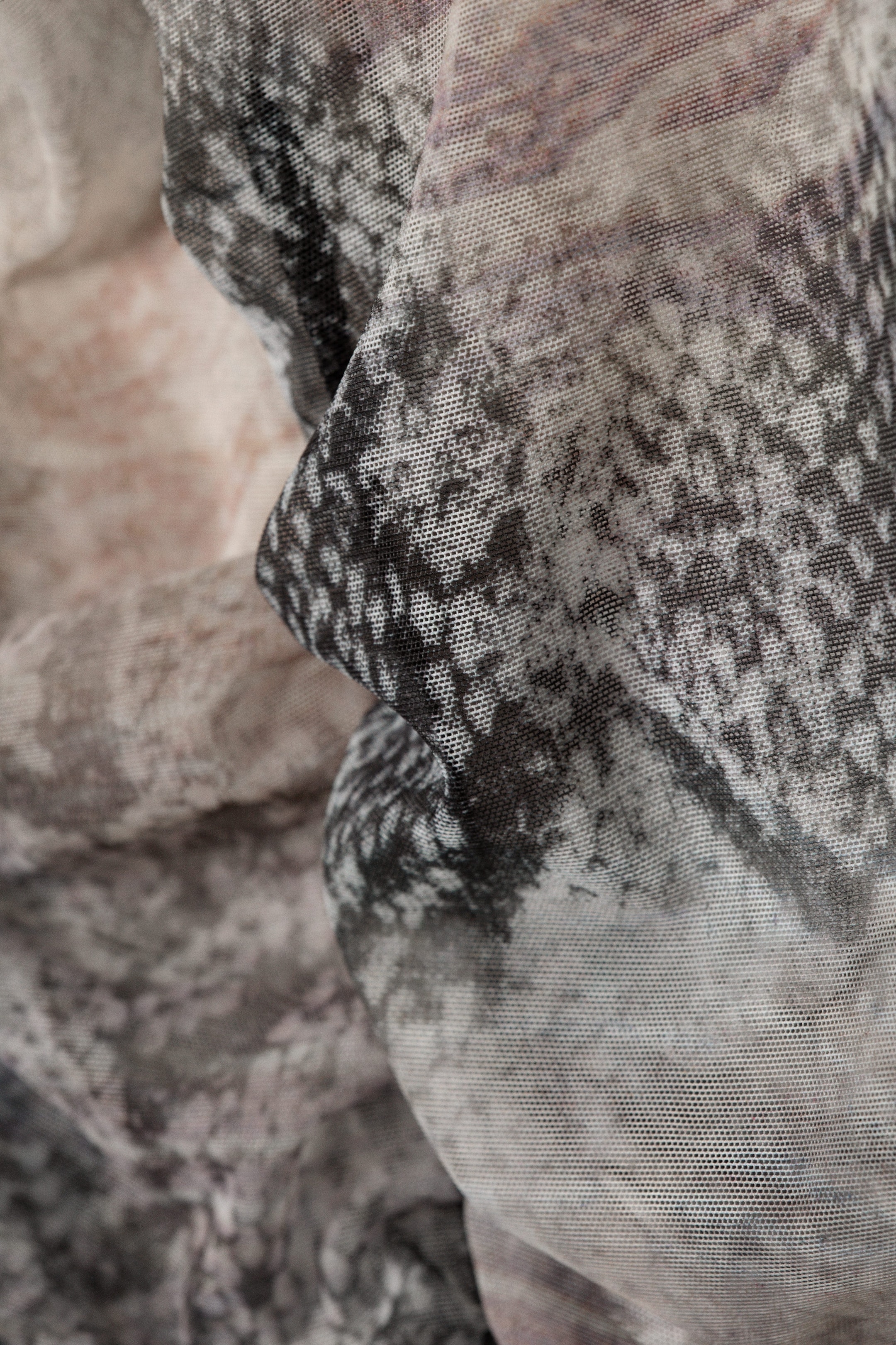 Beige/Grey - Snakeskin Print - Slim Gathered Long-Sleeved Mesh Cardigan - 4