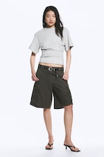 Grau meliert - DRAPIERTES, ENG ANLIEGENDES T-SHIRT - 1