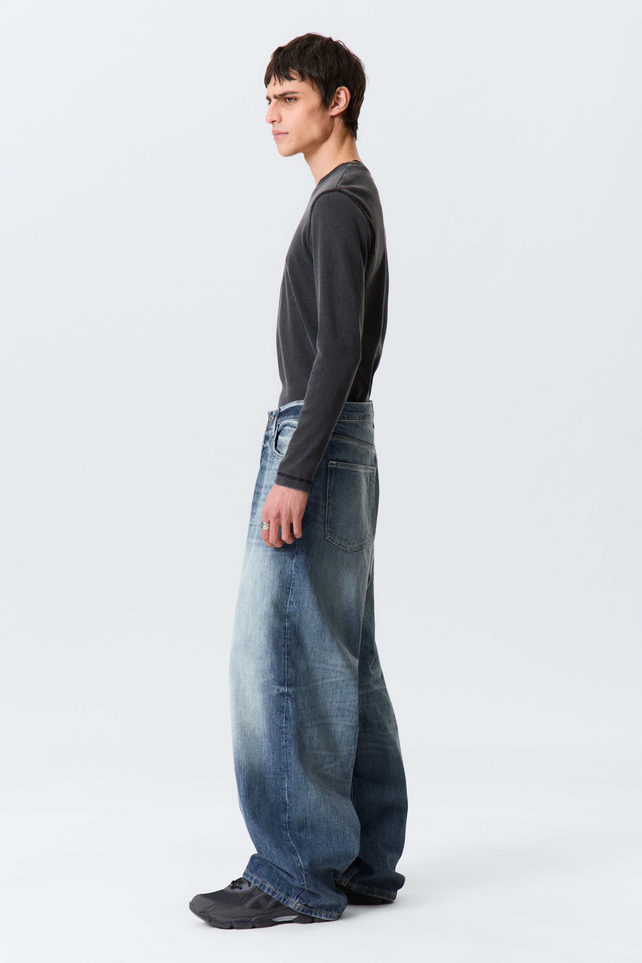 Zobrazit větší obrázek: Astro Loose Baggy Leg Jeans - Board Blue - středně modrá - MUŽI | H&M CZ 6