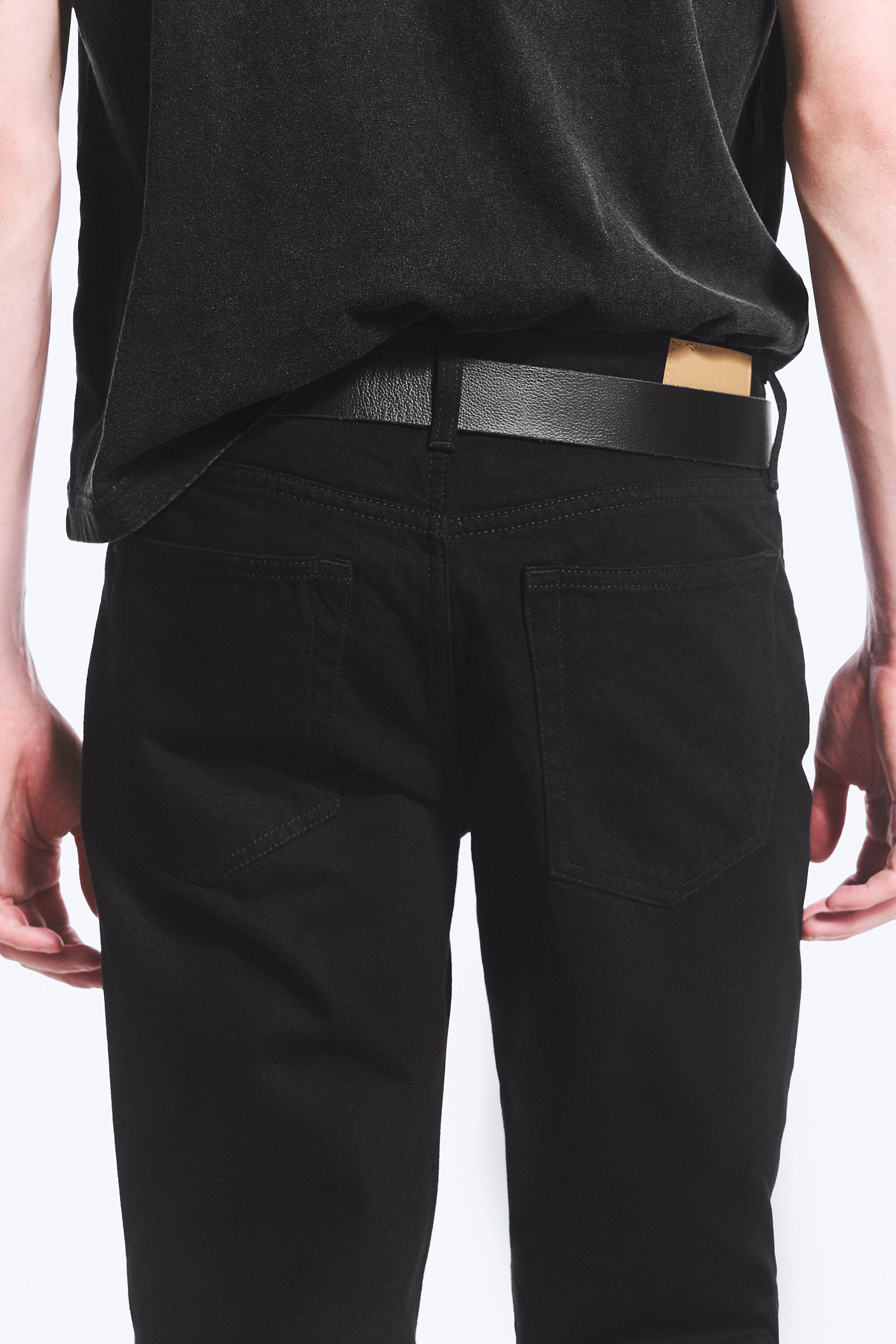 Black Rinse - Black - Mercury Mid Rise Relaxed Bootcut Jeans - 4