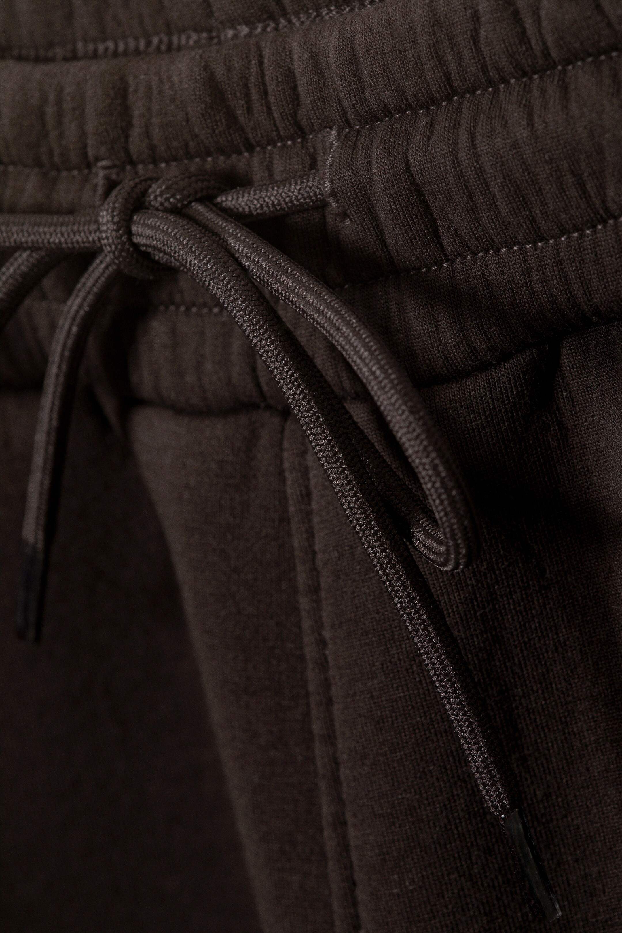 Ver imagen más grande: Pantalón de chándal de neopreno con efecto lavado - Marrón oscuro lavado - HOMBRE | H&M ES 6