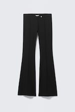 Schwarz - Skinny Flared-Hose mit niedrigem Bund - 3
