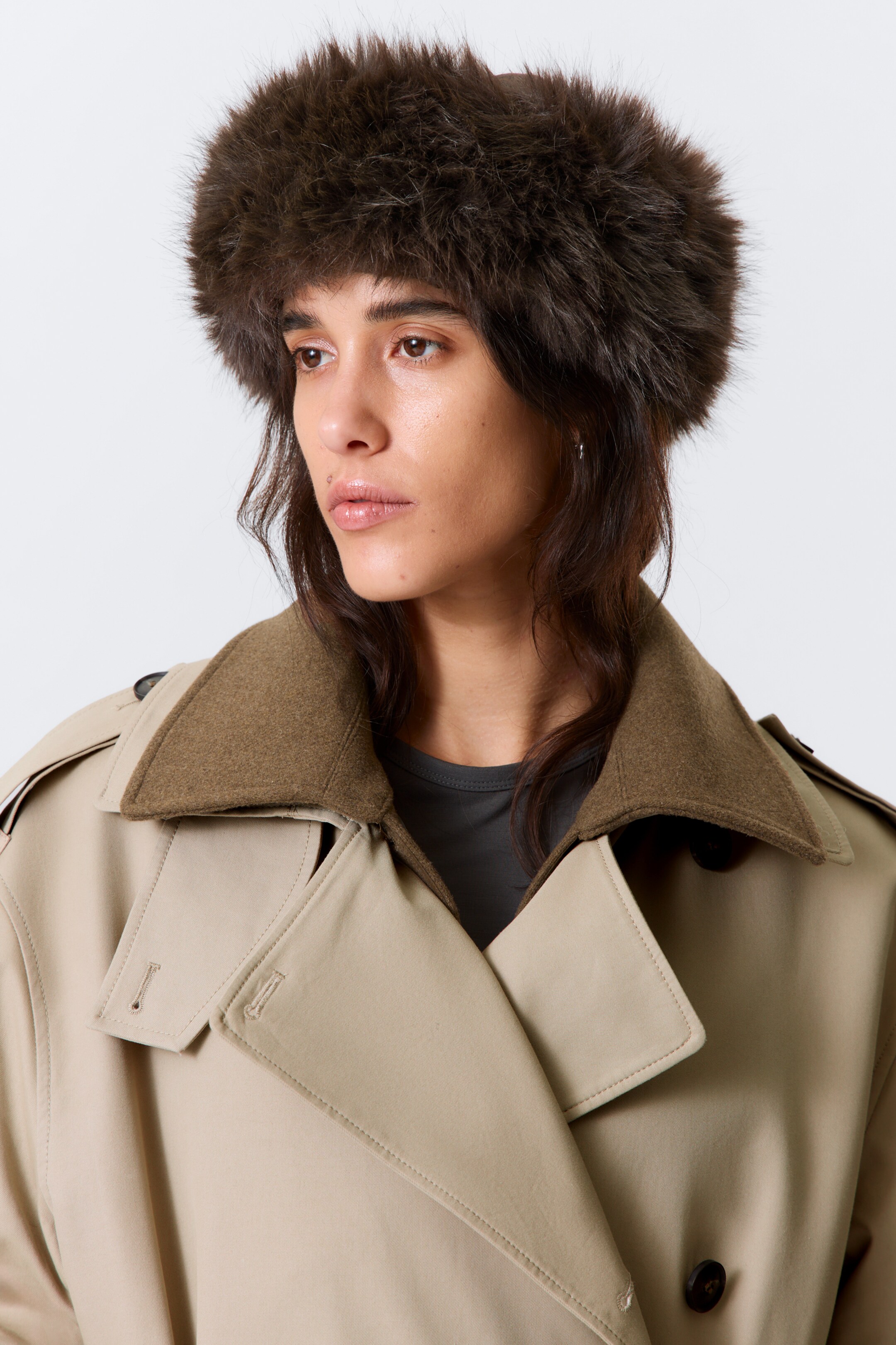 Größeres Bild anzeigen: Mütze aus Kunstpelz - Braun - Men | H&M AT 1