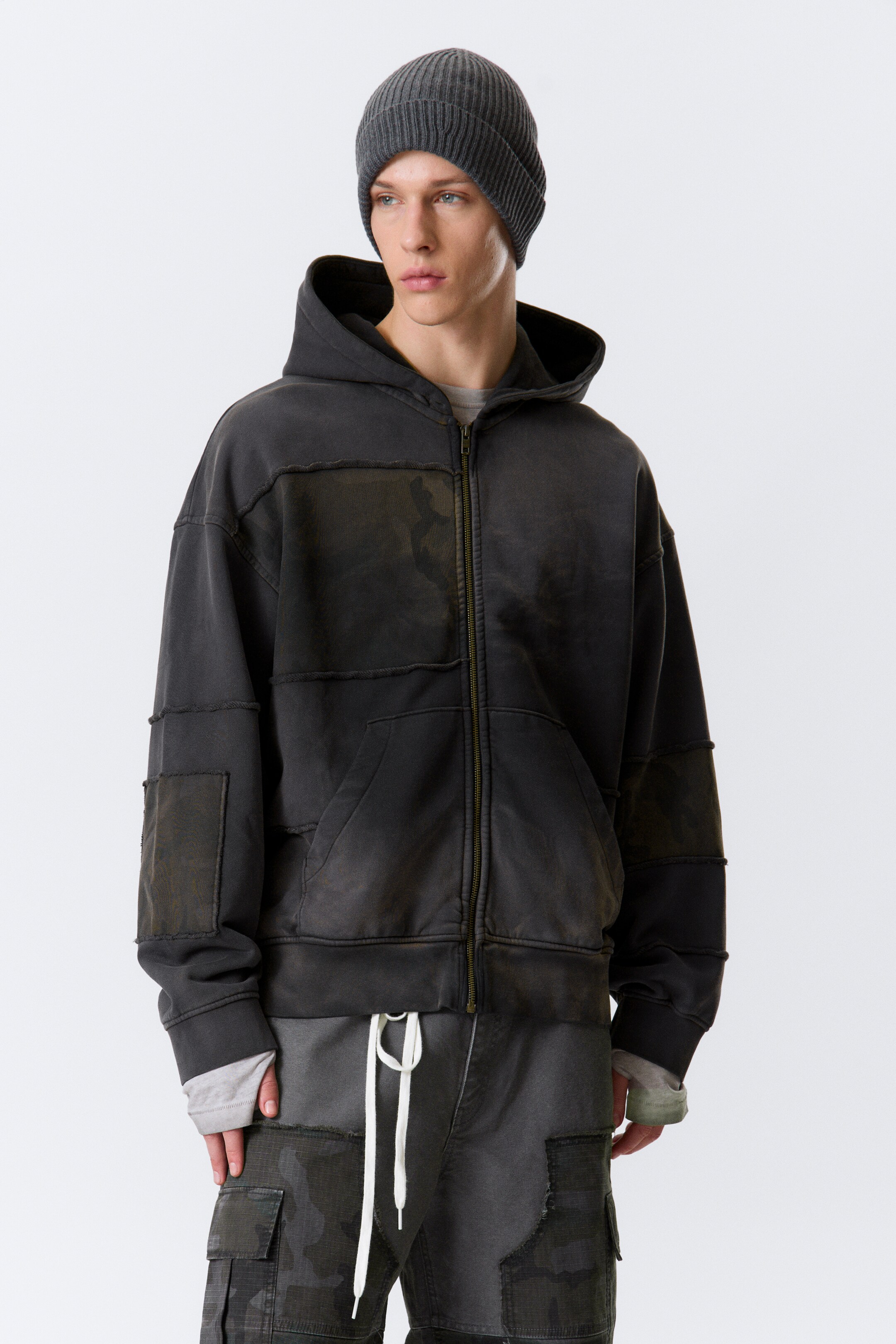 Visa större bild: Tvättad patchwork-zip-hoodie - Tvättad mörkblå - HERR | H&M FI 4