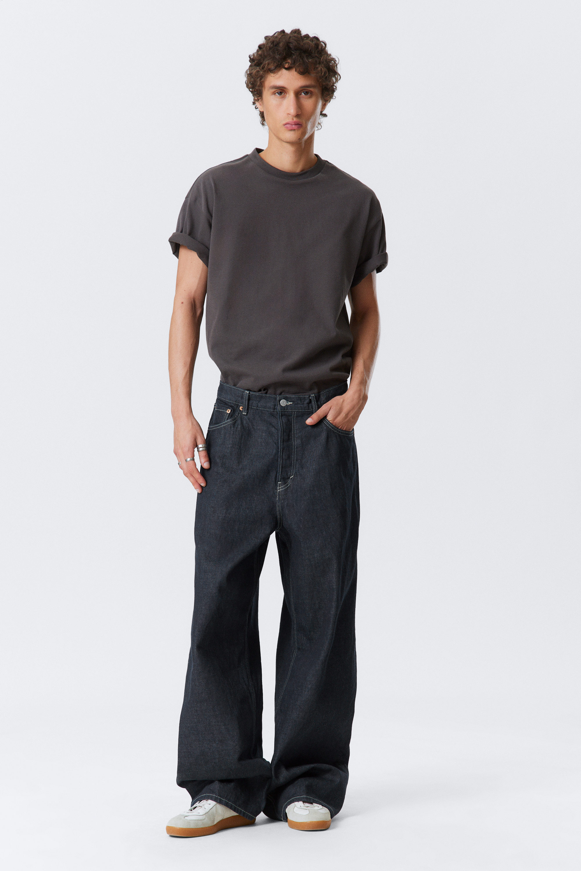 Blue Rinse - Dark Blue - Astro Loose Baggy Leg Jeans - 4
