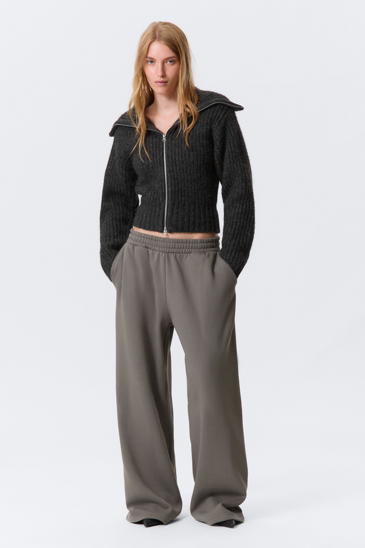 Pantaloni da tuta lunghi loose pesanti - Grigio/Grigio scuro lavato/Verde scuro/Grigio mélange/Nero/Marrone scuro
