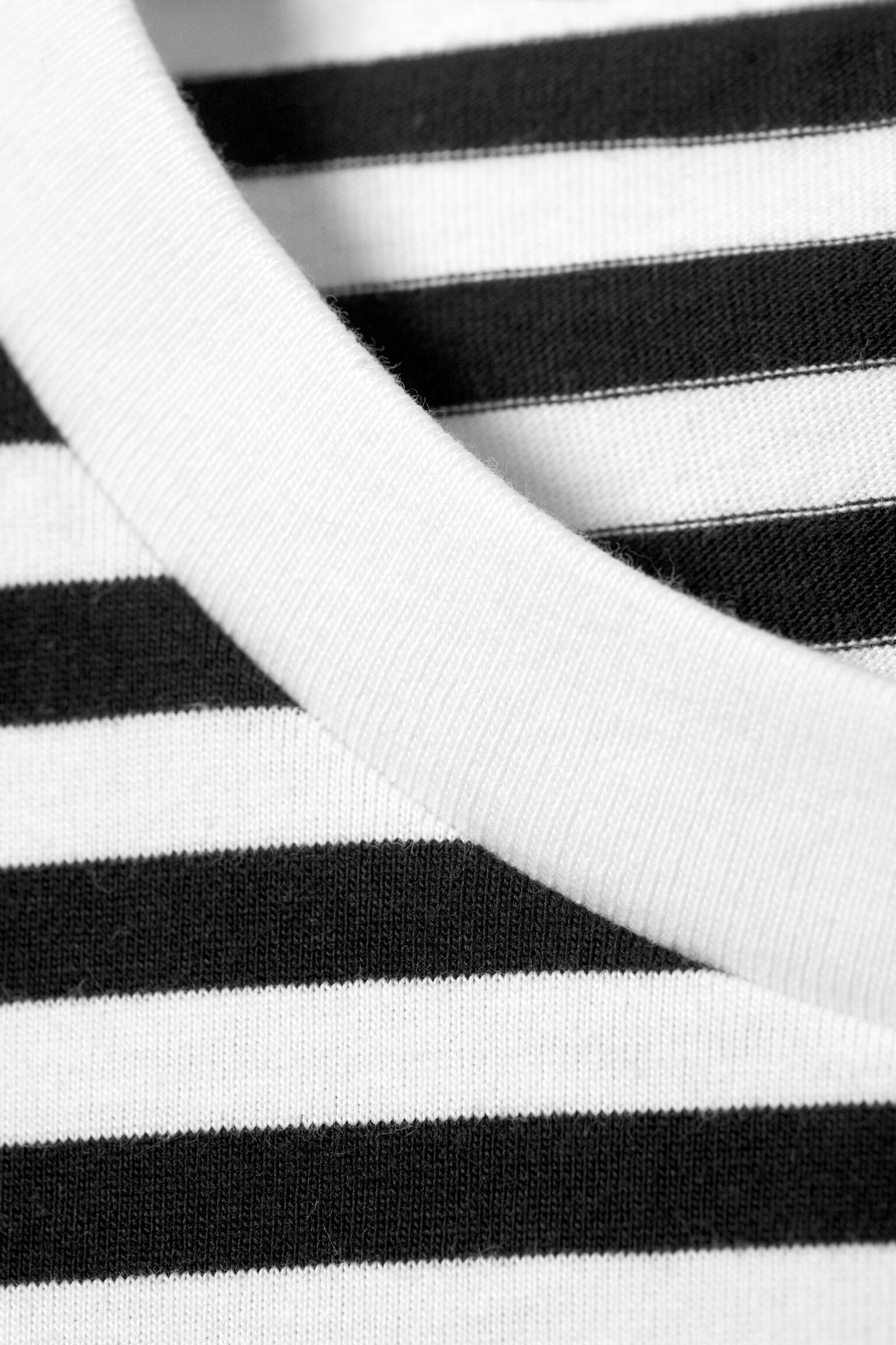 T-shirt em Algodão Corte Quadrado - Riscas pretas e brancas/Riscas Rosa - 5