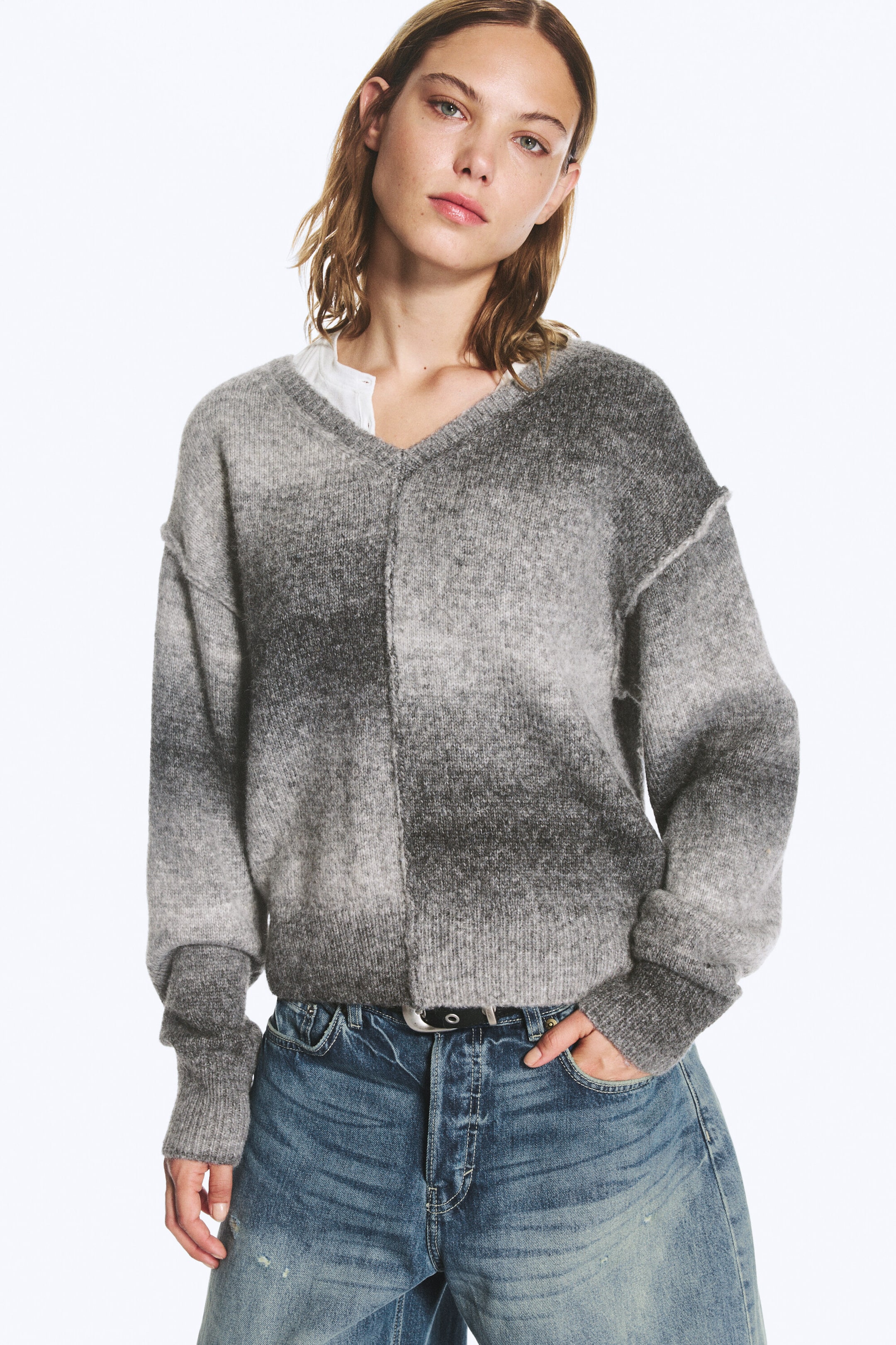 Grey Space Dye - Space Dye gebreide trui met V-hals - 2