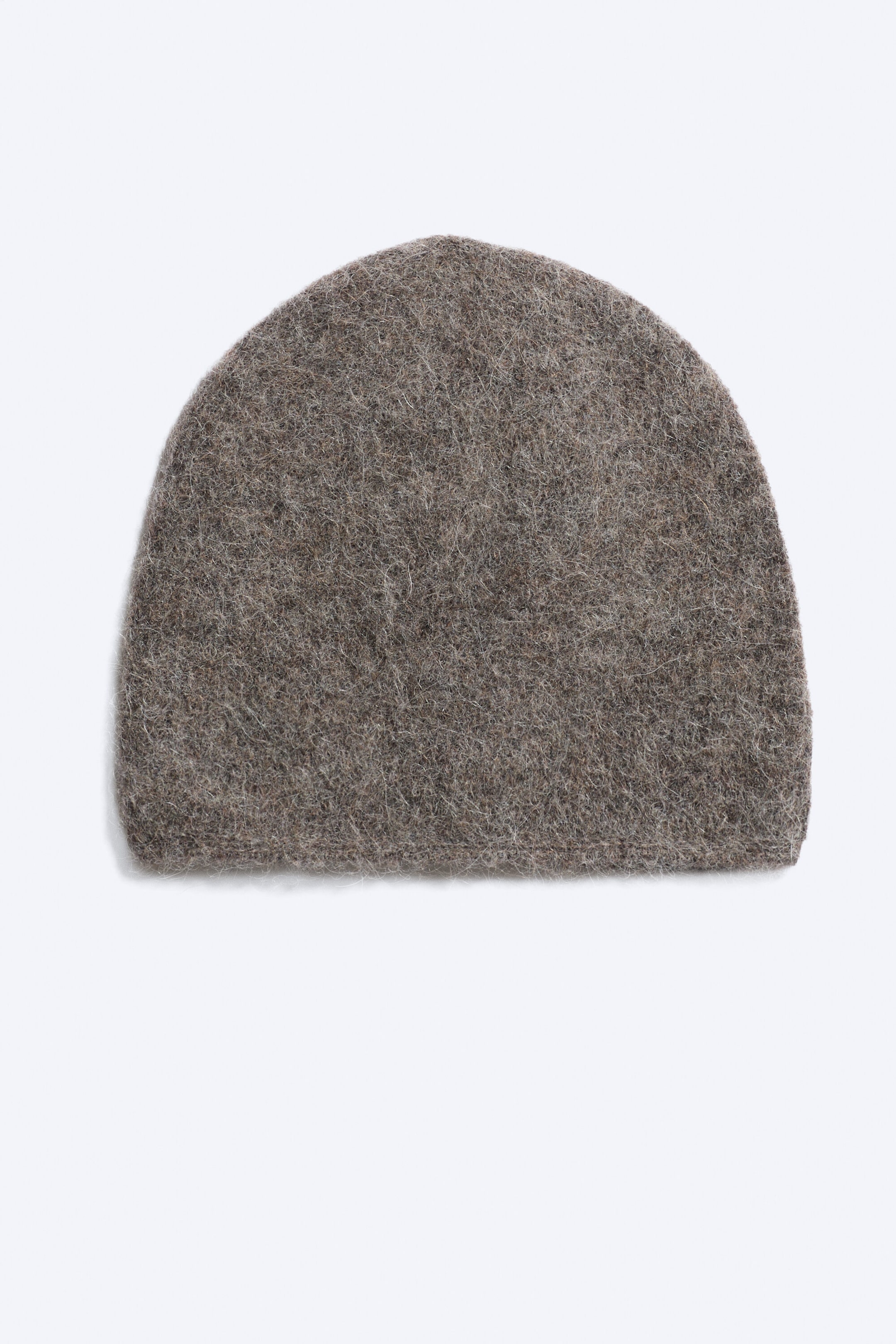 Dunkles Taupe - Flauschige Beanie aus Alpakamix - 2