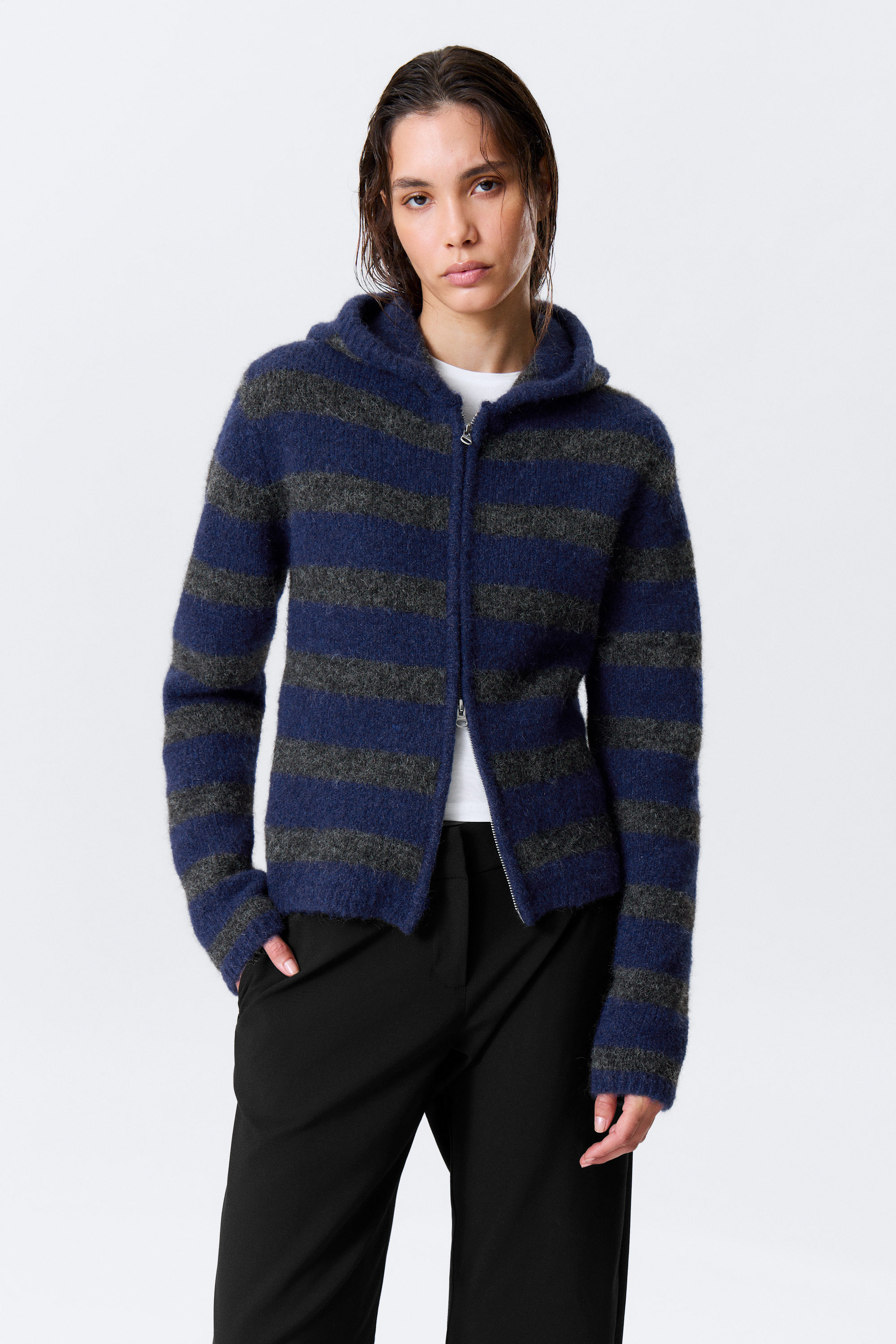 Rayures bleues et grises - Sweat à capuche zippé en maille de laine mélangée - 4