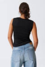 Black - Annie Sleeveless Boat-Neck Top - 2