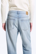 Kimberley Blue – lyseblå - Galaxy løs og rett jeans med mellomhøy midje - 3