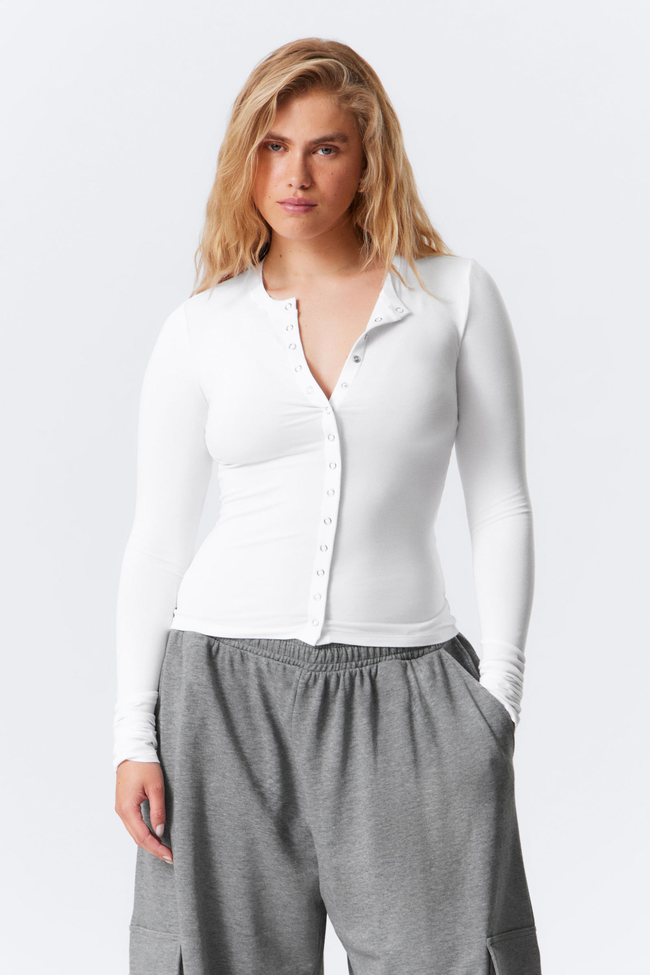 Vit - Slim LongSleeved Buttoned Cardigan - 1