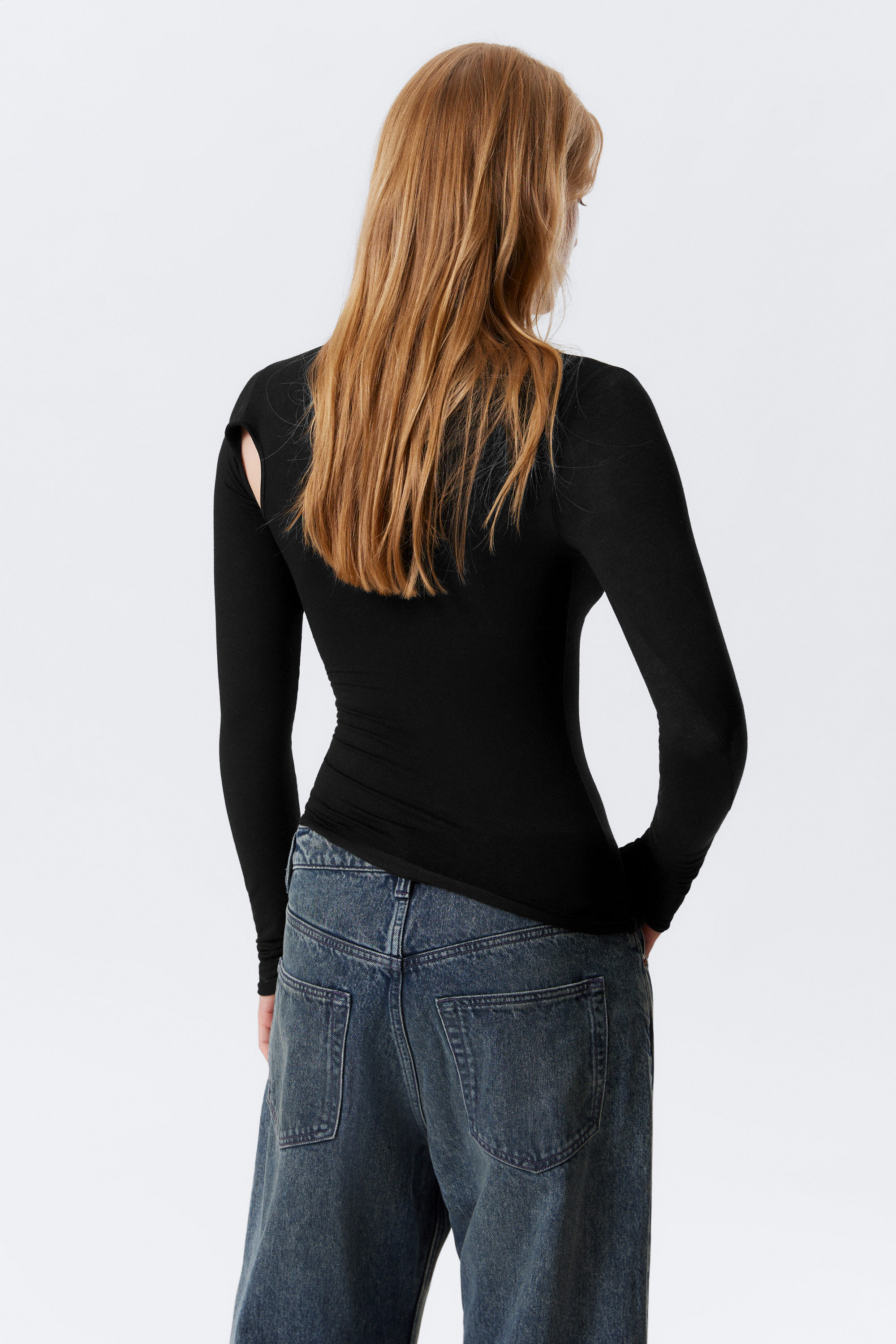 Noir - HAUT À MANCHES LONGUES ASYMÉTRIQUE EN MAILLE CÔTELÉE - 2