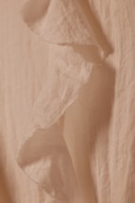 Beige - Gerüschtes Oberteil mit Schnürung vorne - 1