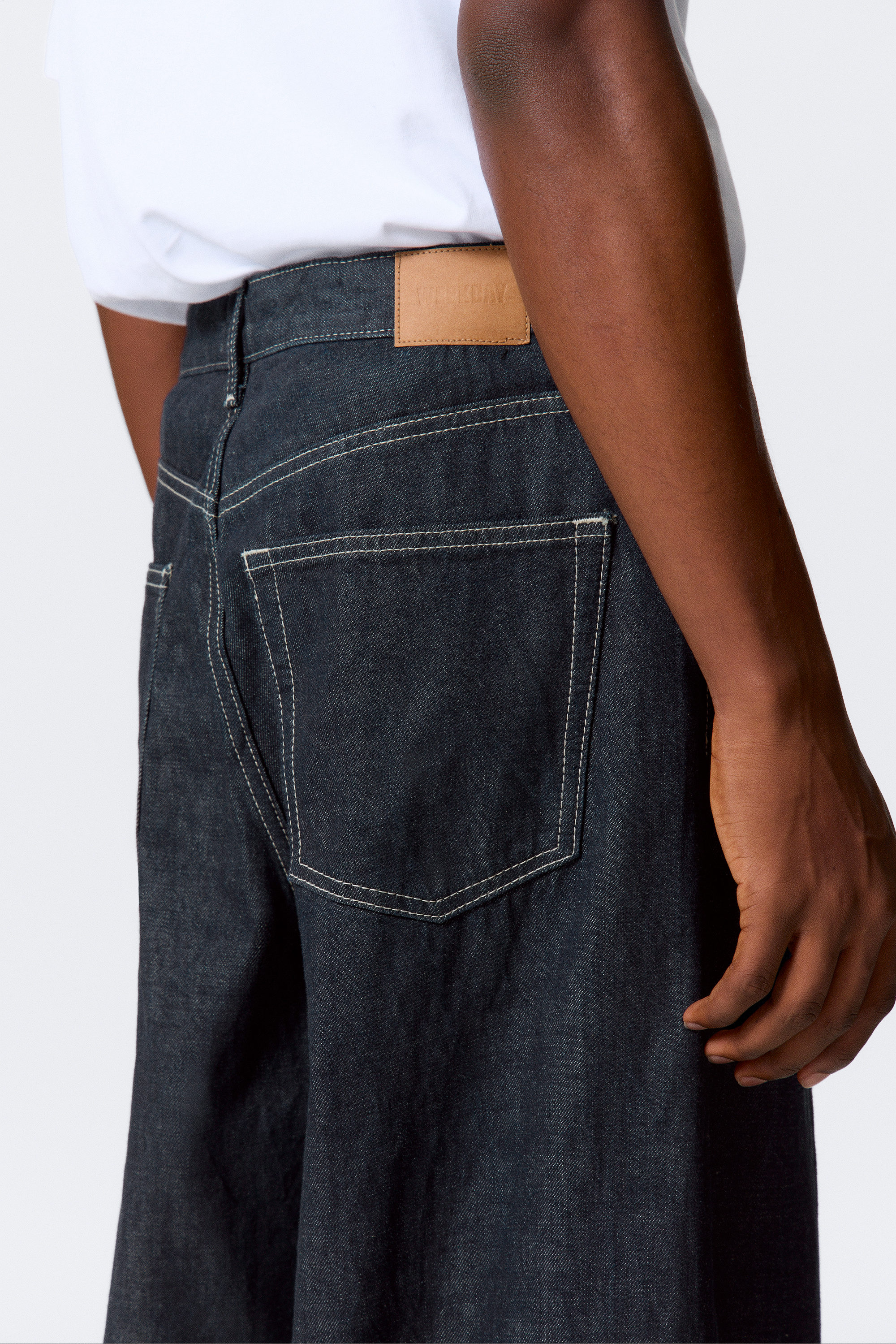 Blue Rinse - Dark Blue - Astro Mid Rise Loose Baggy Leg Jeans - 15