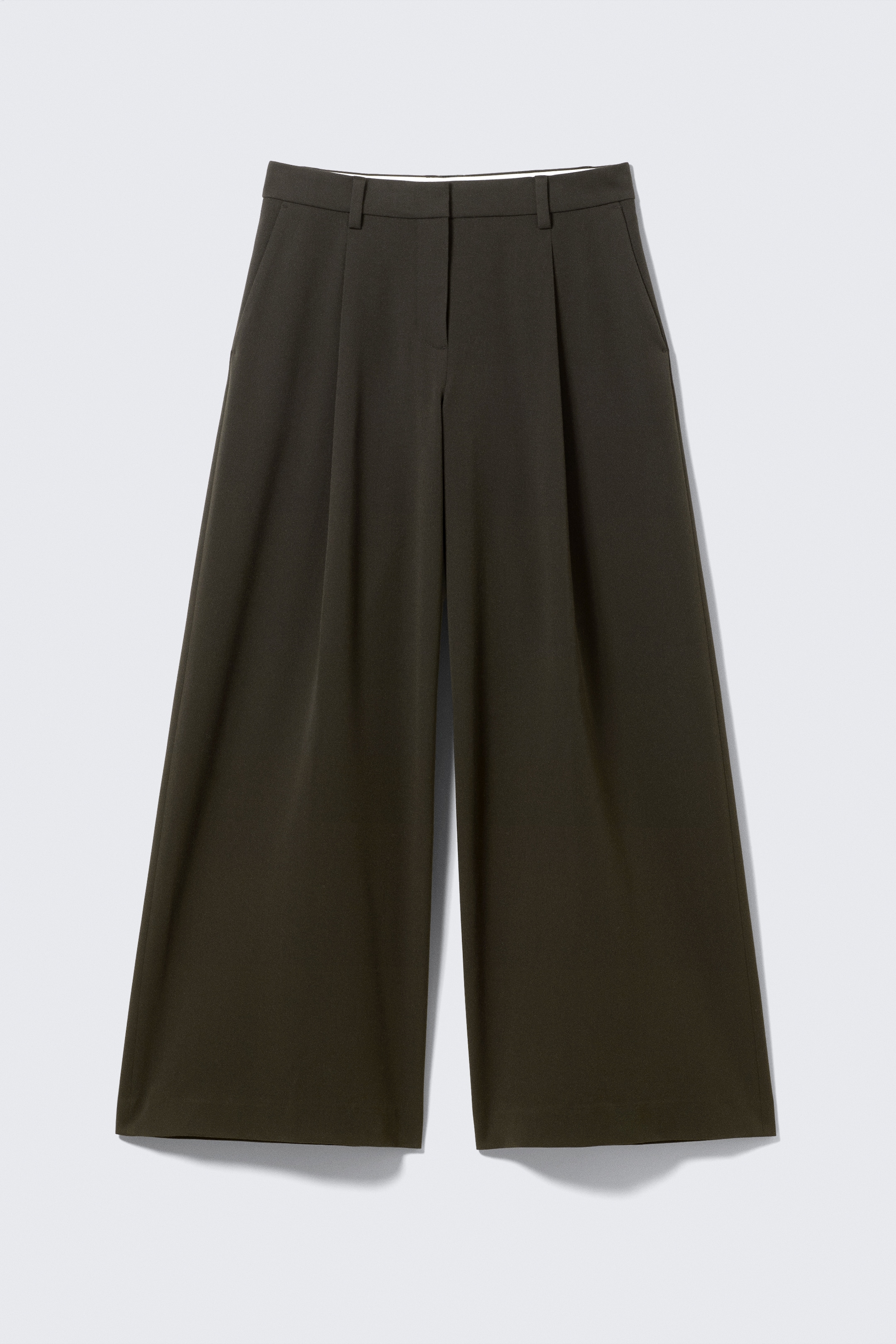 Agrandir l'image: Pantalon de costume plissé taille basse - Marron foncé - FEMME | H&M FR 5