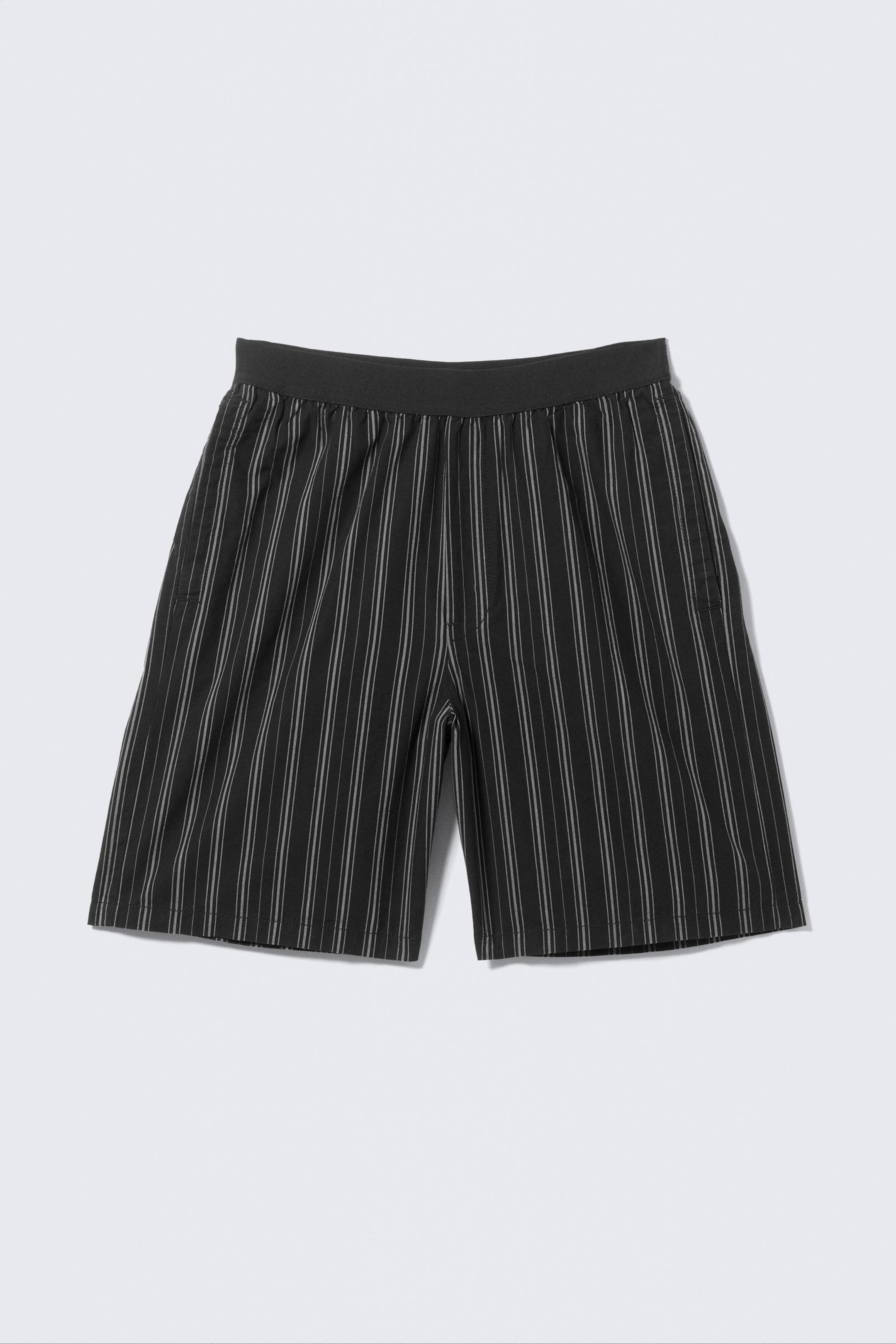 Schwarz gestreift - Gestreifte lockere Pyjamashorts aus Baumwolle - 3
