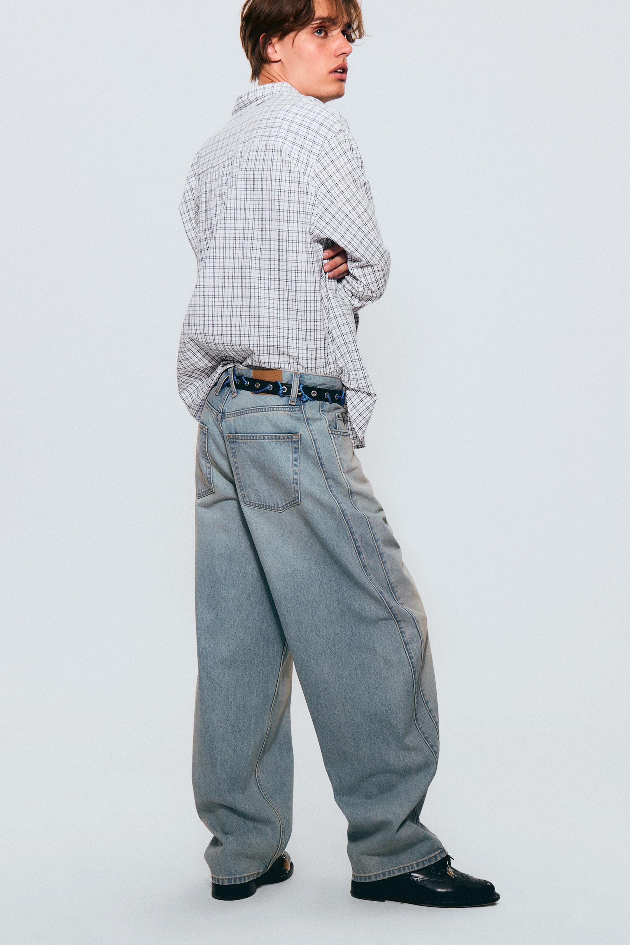 Visa större bild: Paneljeans med lös passform - Port Blue - Ljusblå - HERR | H&M SE 8