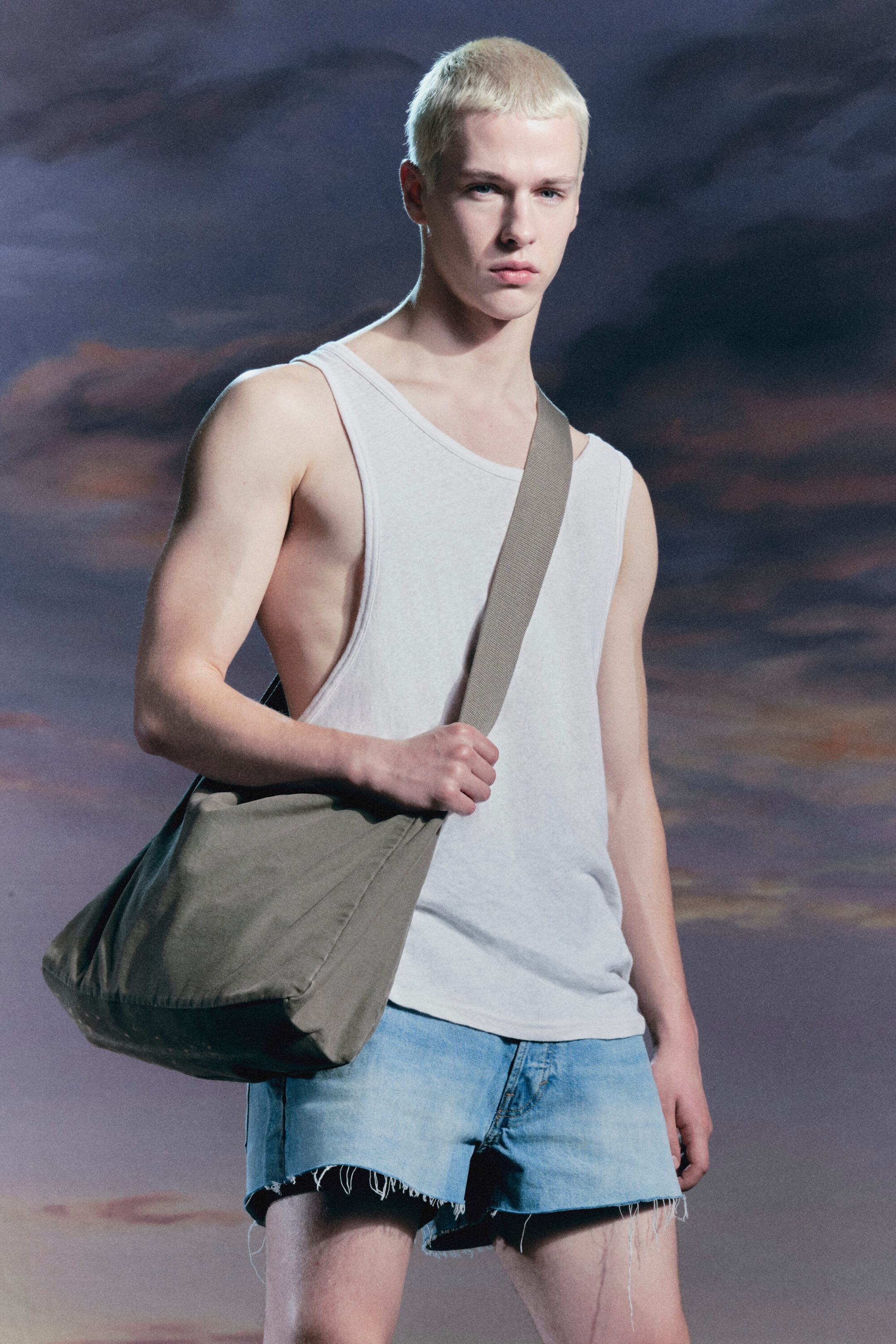 Dimvit - Racerbacklinne - 1