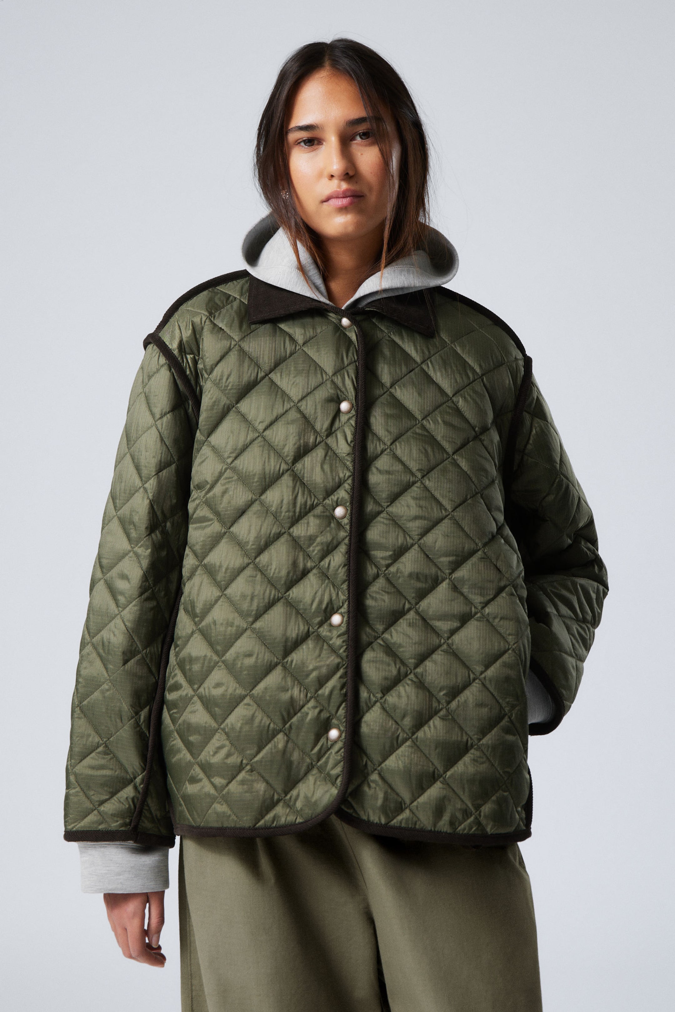 #5F5A4B - Gesteppte Oversize-Innenjacke - 2